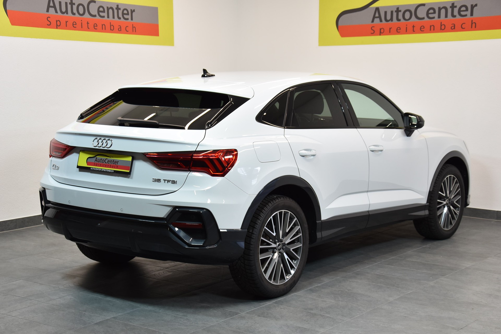 AUDI Q3 Sportback 35 TFSI Attraction S-tronic-image-15