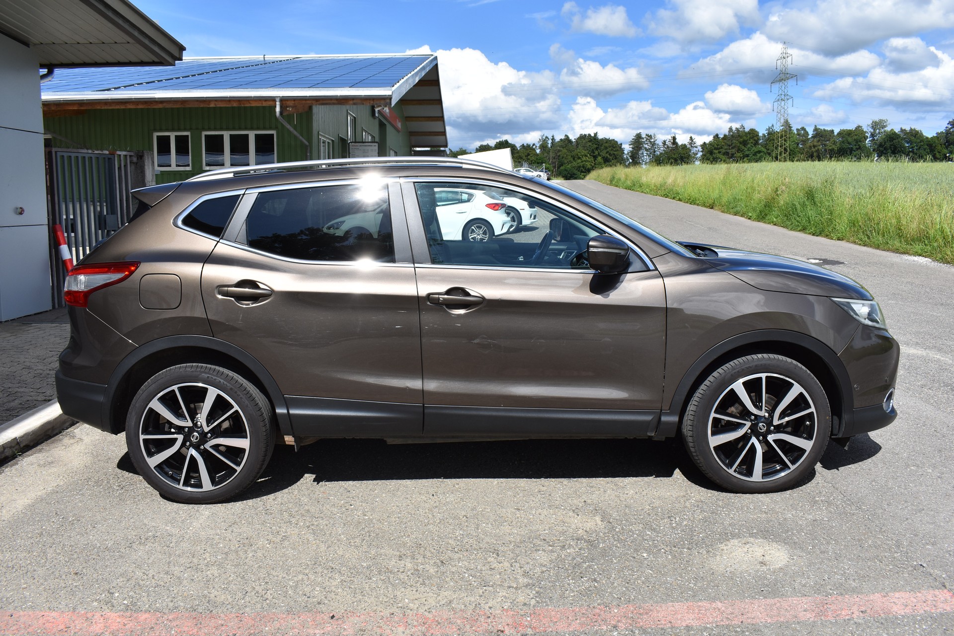 NISSAN Qashqai 1.6 dCi iStop 4WD tekna-image-2