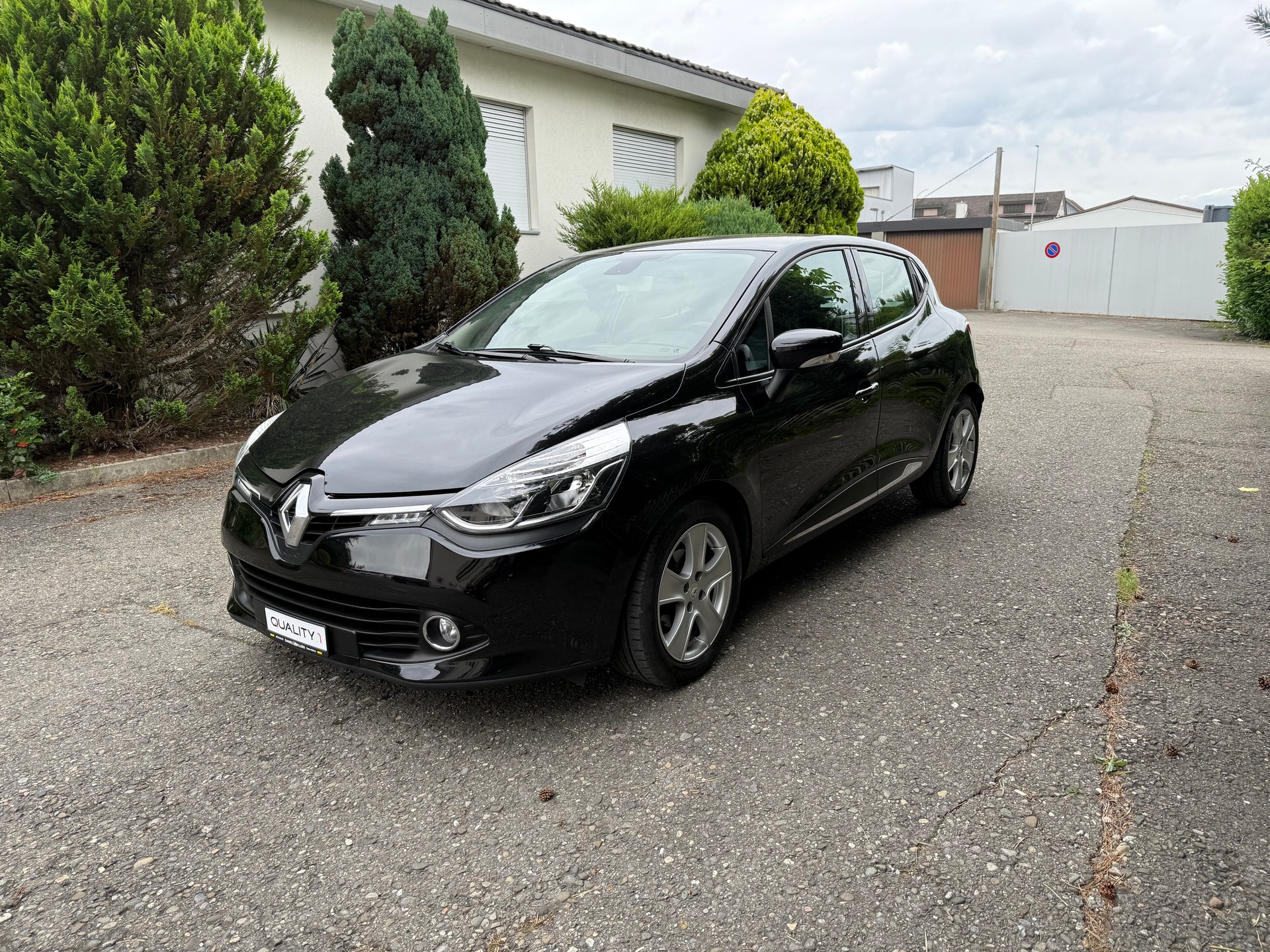 RENAULT Clio 1.2 16V T Dynamique EDC-image-0