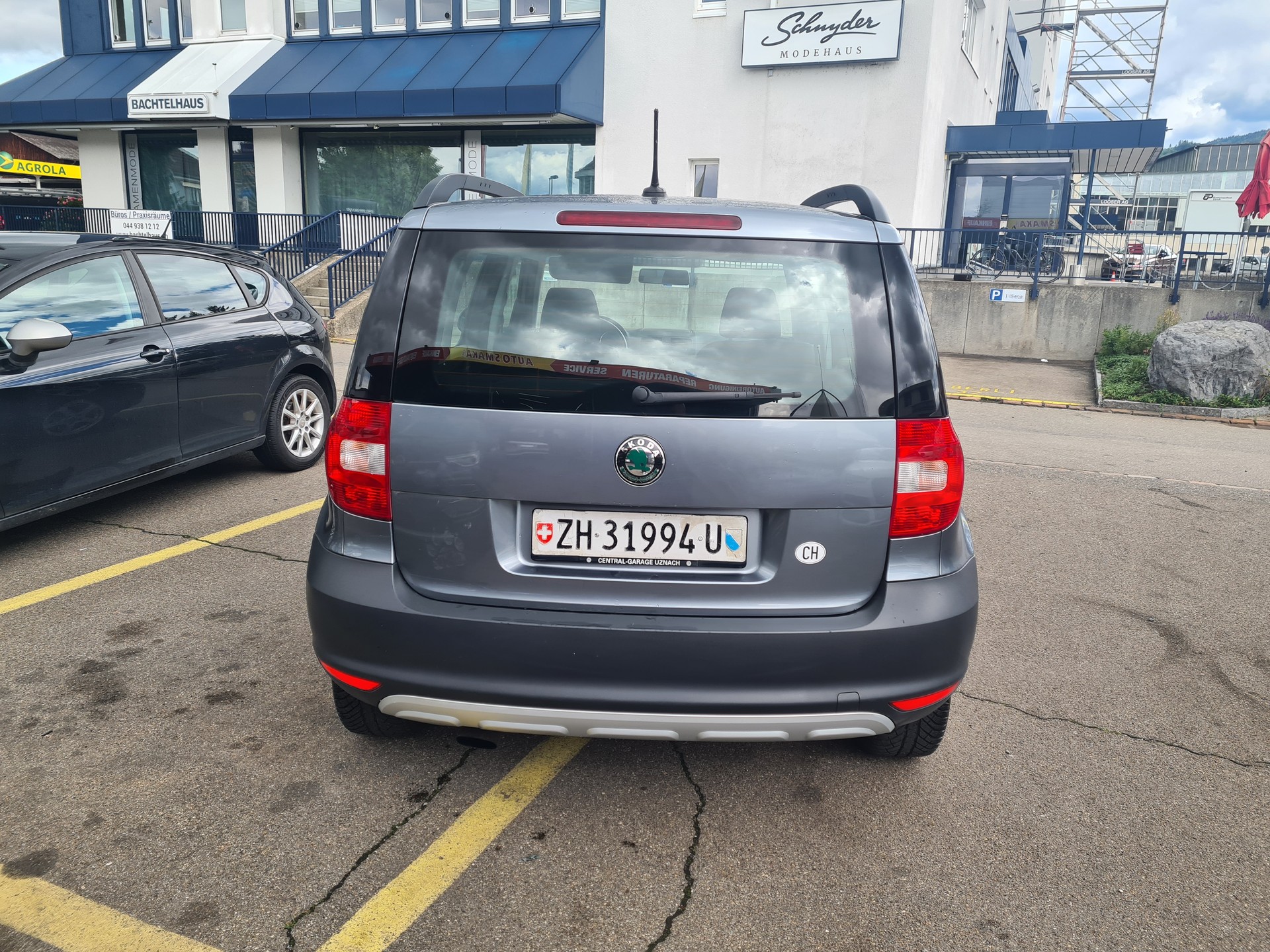 SKODA Yeti 1.2 TSI Ambition-image-2