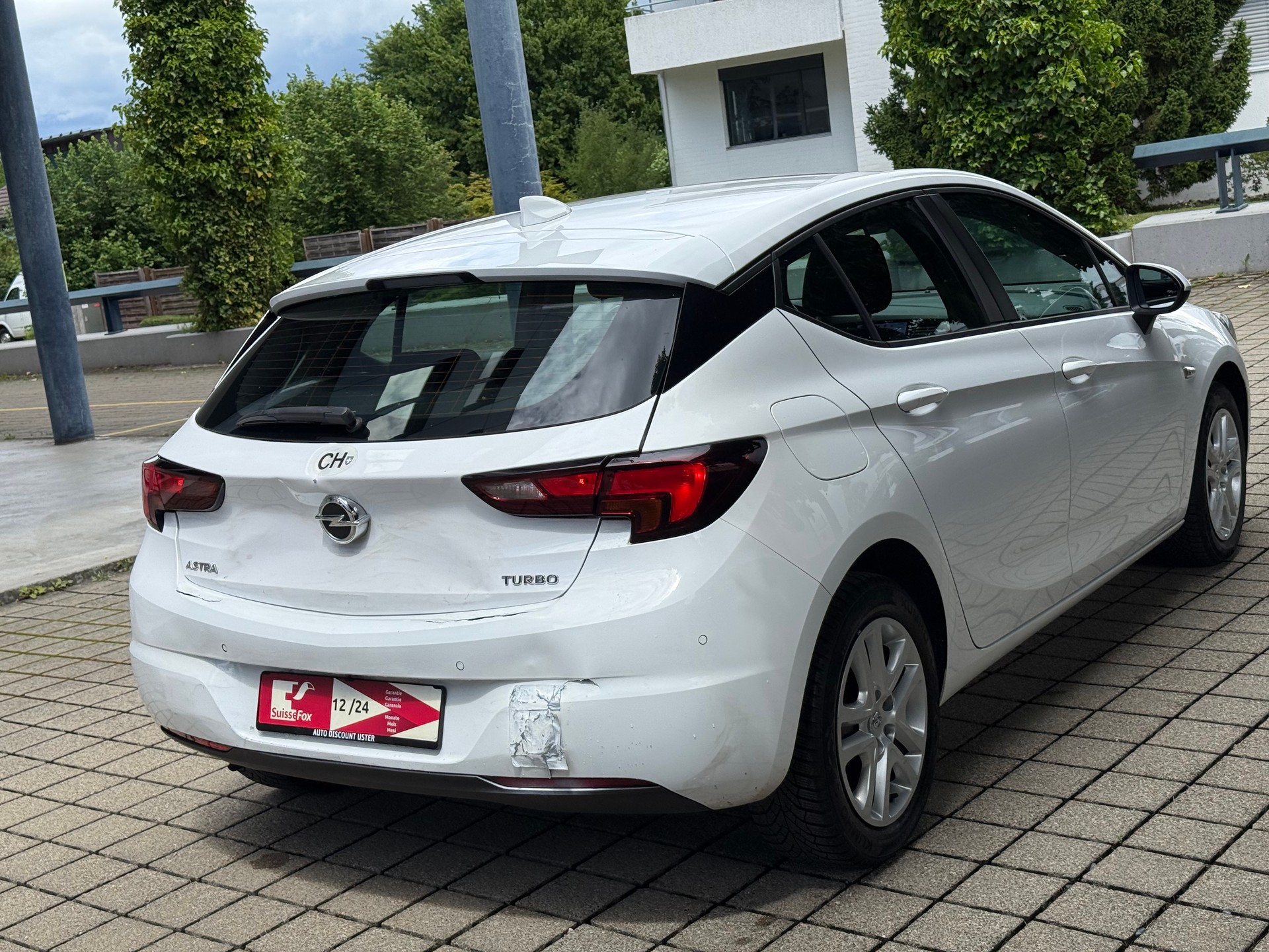 OPEL Astra 1.4i Turbo Enjoy Automatic-image-5