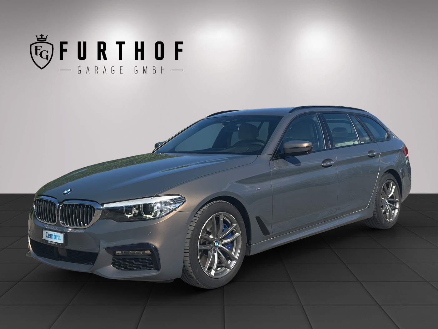 BMW 540i xDrive Touring Steptronic-image-0