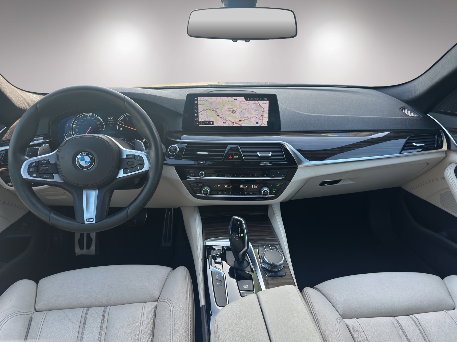 BMW 540i xDrive Touring Steptronic-image-8