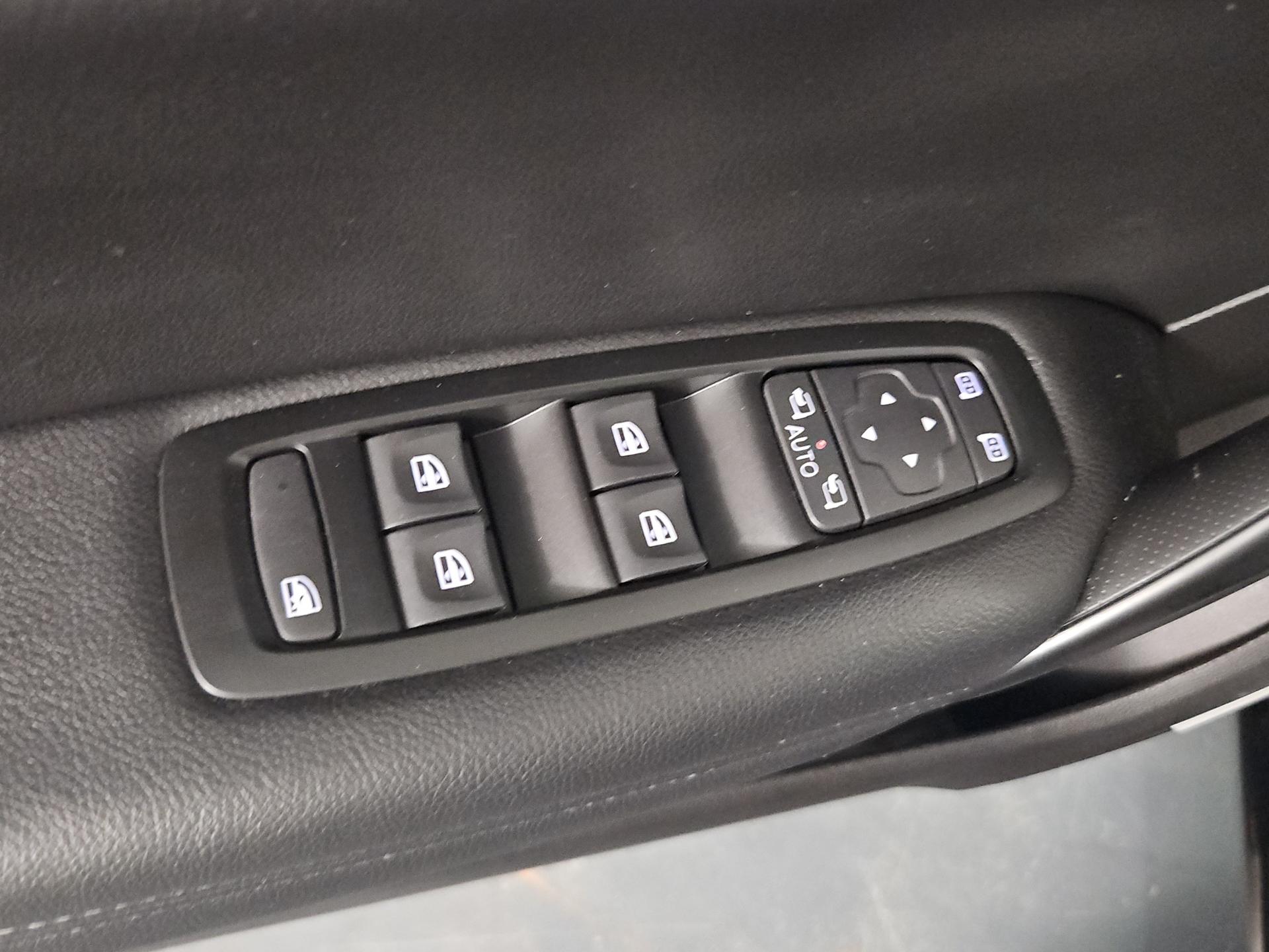 RENAULT Mégane 1.3 16V Turbo GT Line EDC-image-20