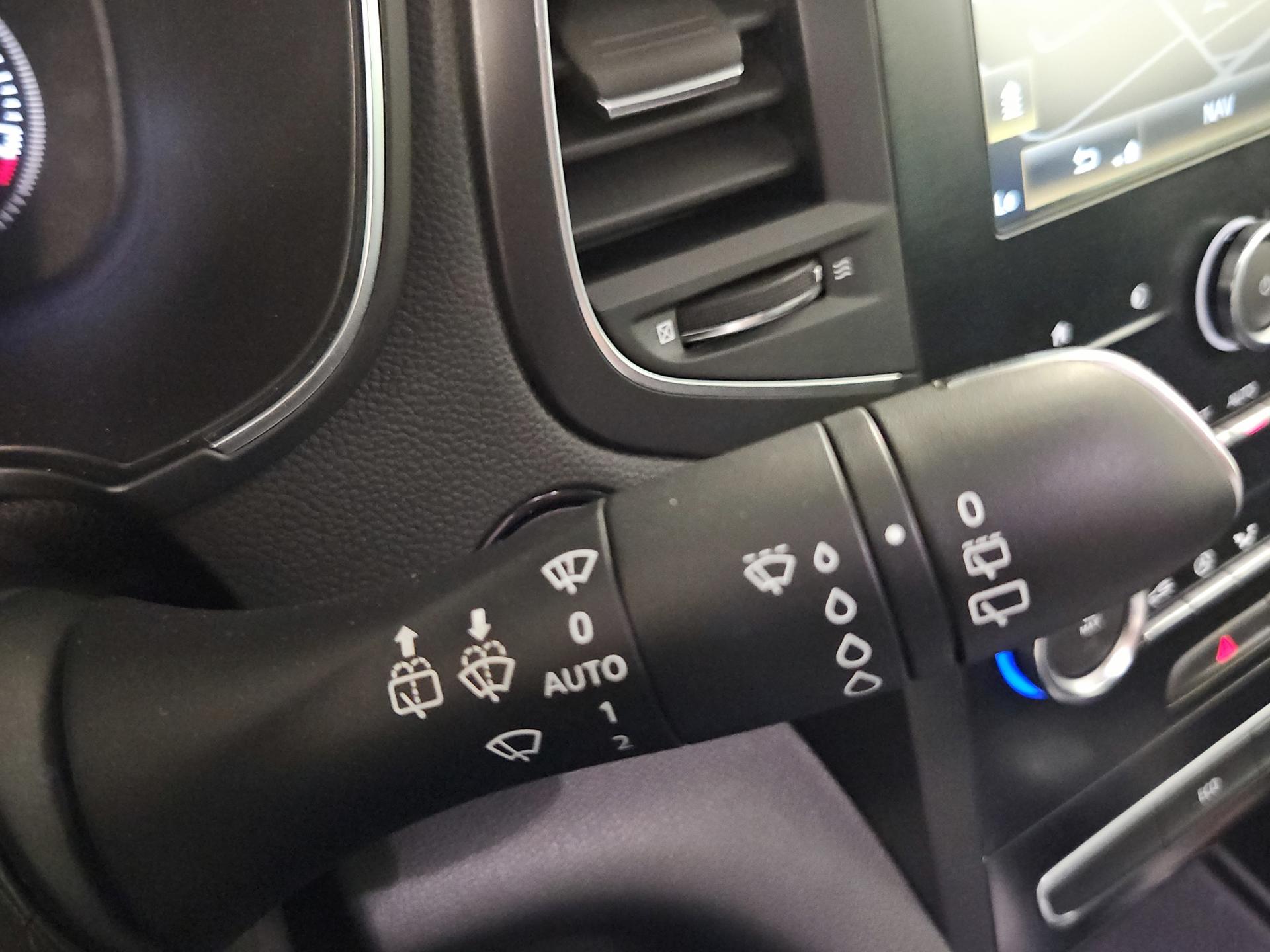 RENAULT Mégane 1.3 16V Turbo GT Line EDC-image-25
