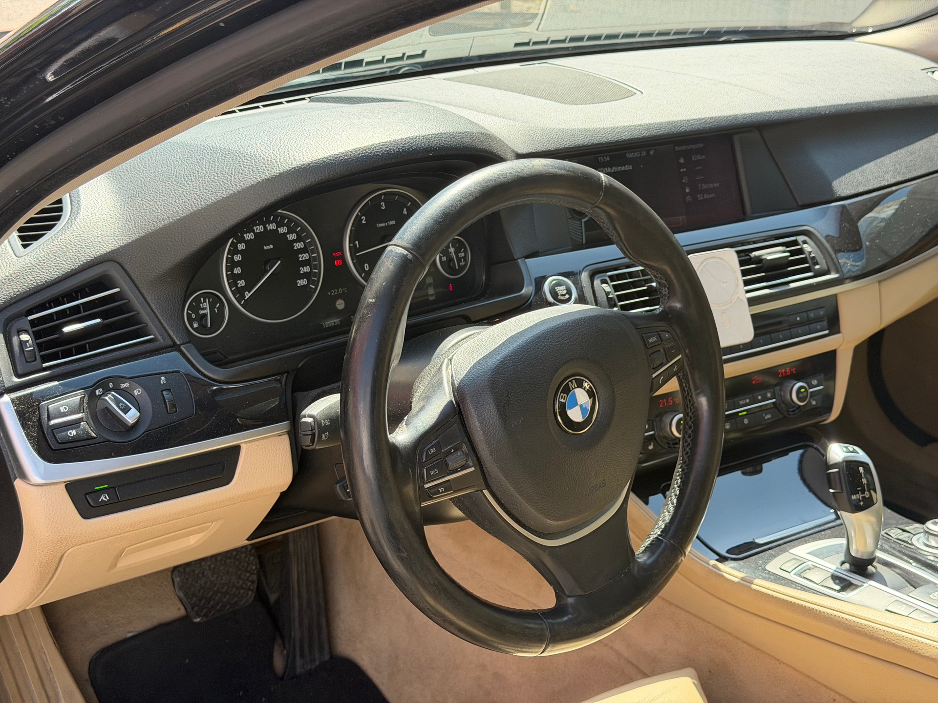 BMW 530d xDrive Steptronic-image-13