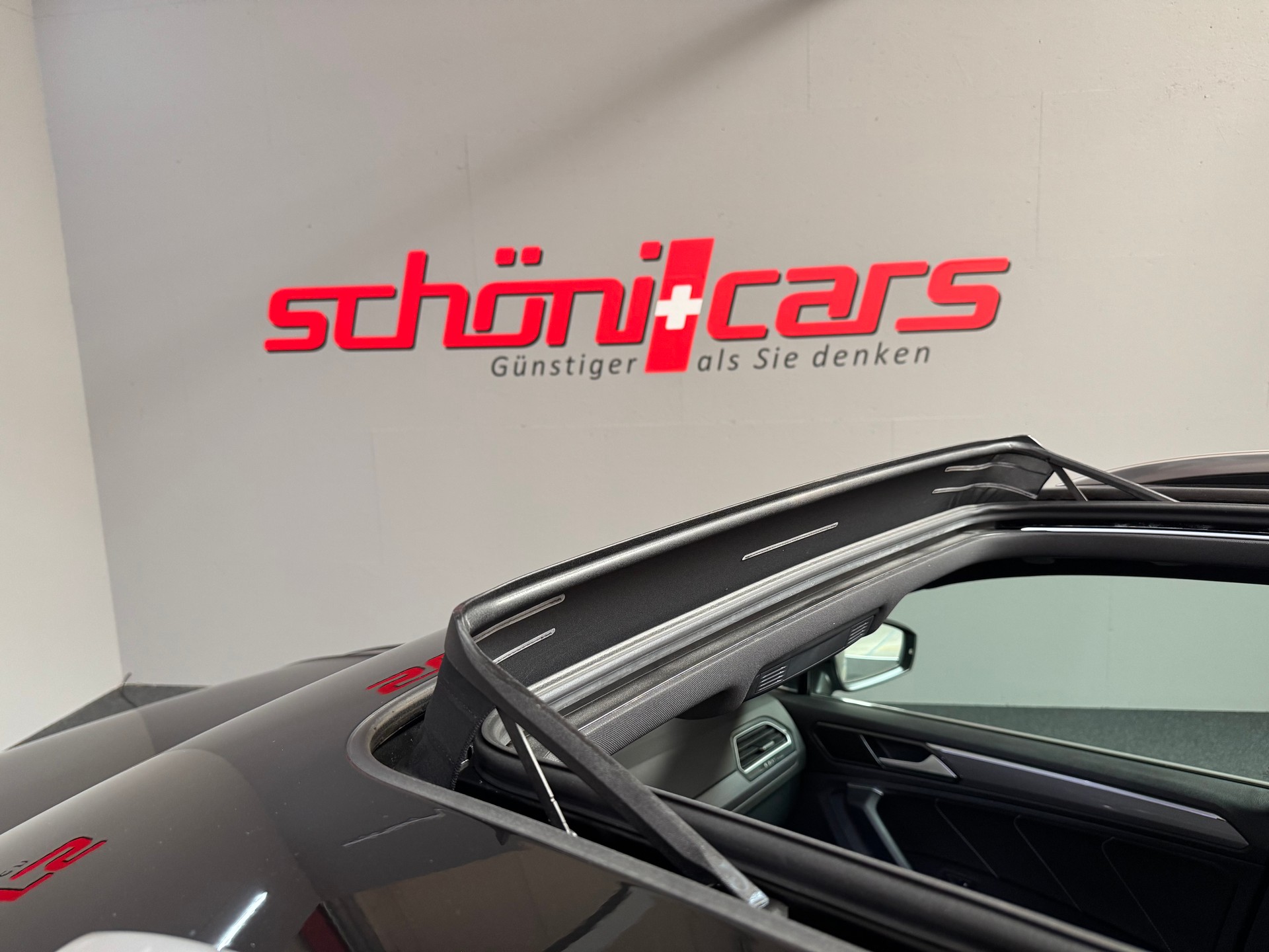 VW Tiguan 2.0 TDI SCR Highline R-Line 4Motion DSG-image-11
