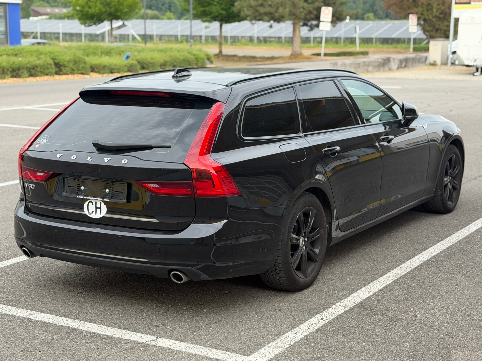 VOLVO V90 D3 AWD Momentum Geartronic-image-6