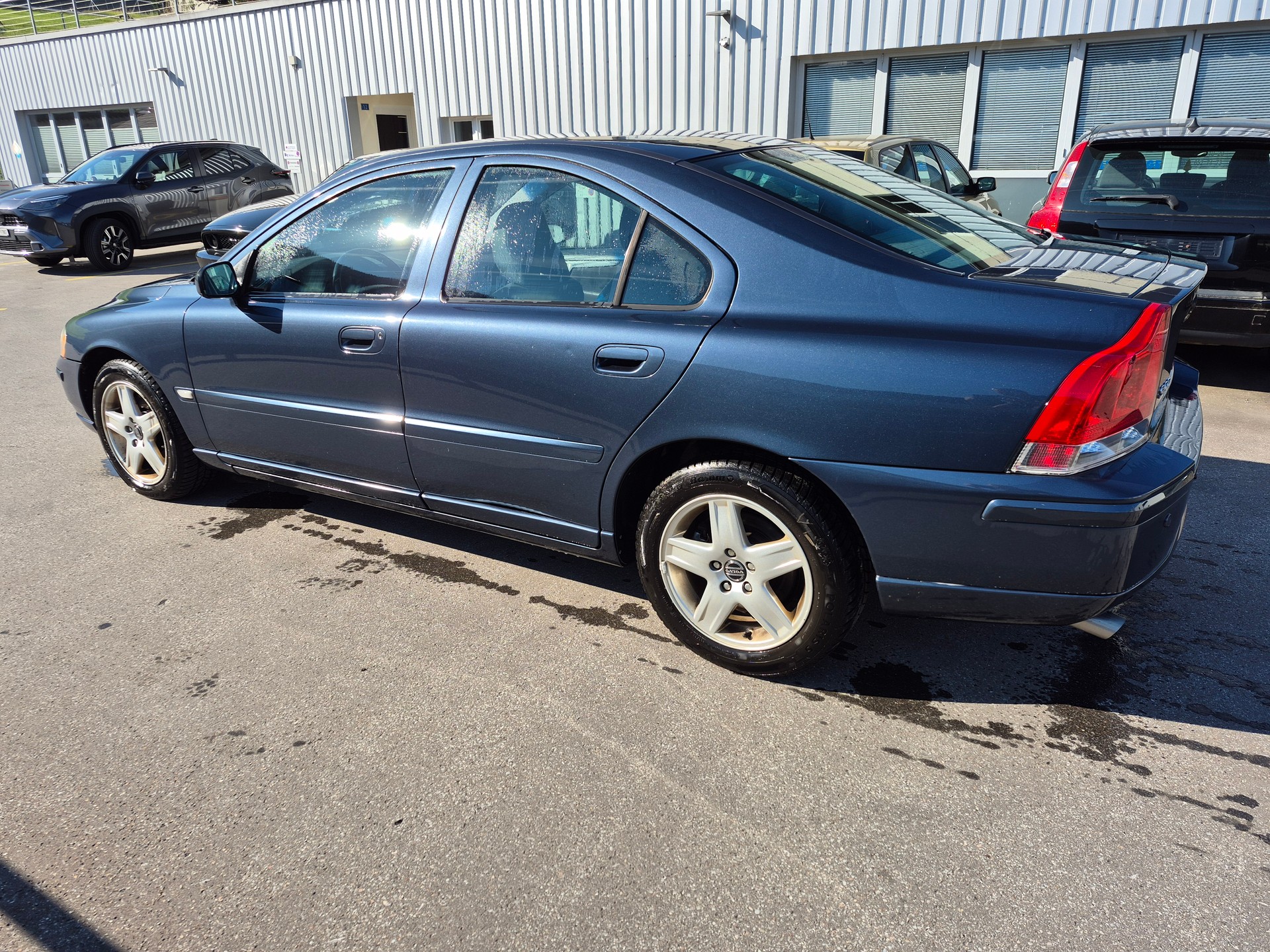 VOLVO S60 2.4 Summum-image-3