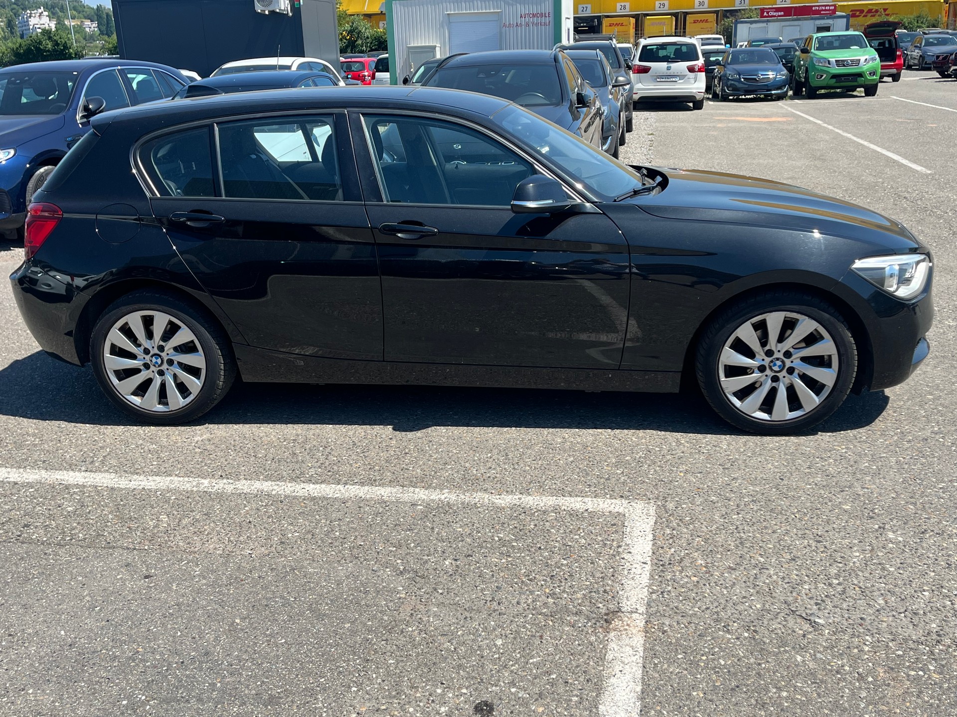 BMW 116i Sport Line Steptronic-image-3