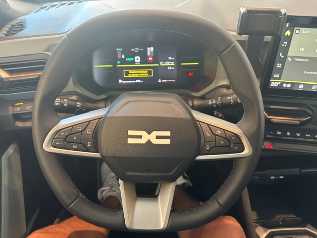 DACIA Duster HEV 155 Journey 150 4x4 Hybrid-image-11