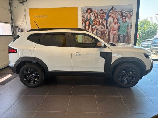 DACIA Duster HEV 155 Journey 150 4x4 Hybrid-showroom-element-3