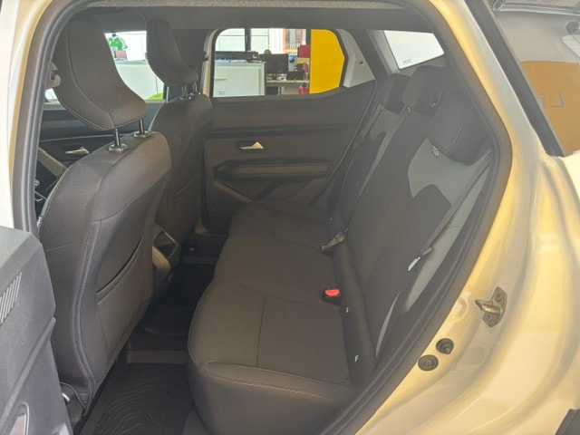 DACIA Duster HEV 155 Journey 150 4x4 Hybrid-image-9
