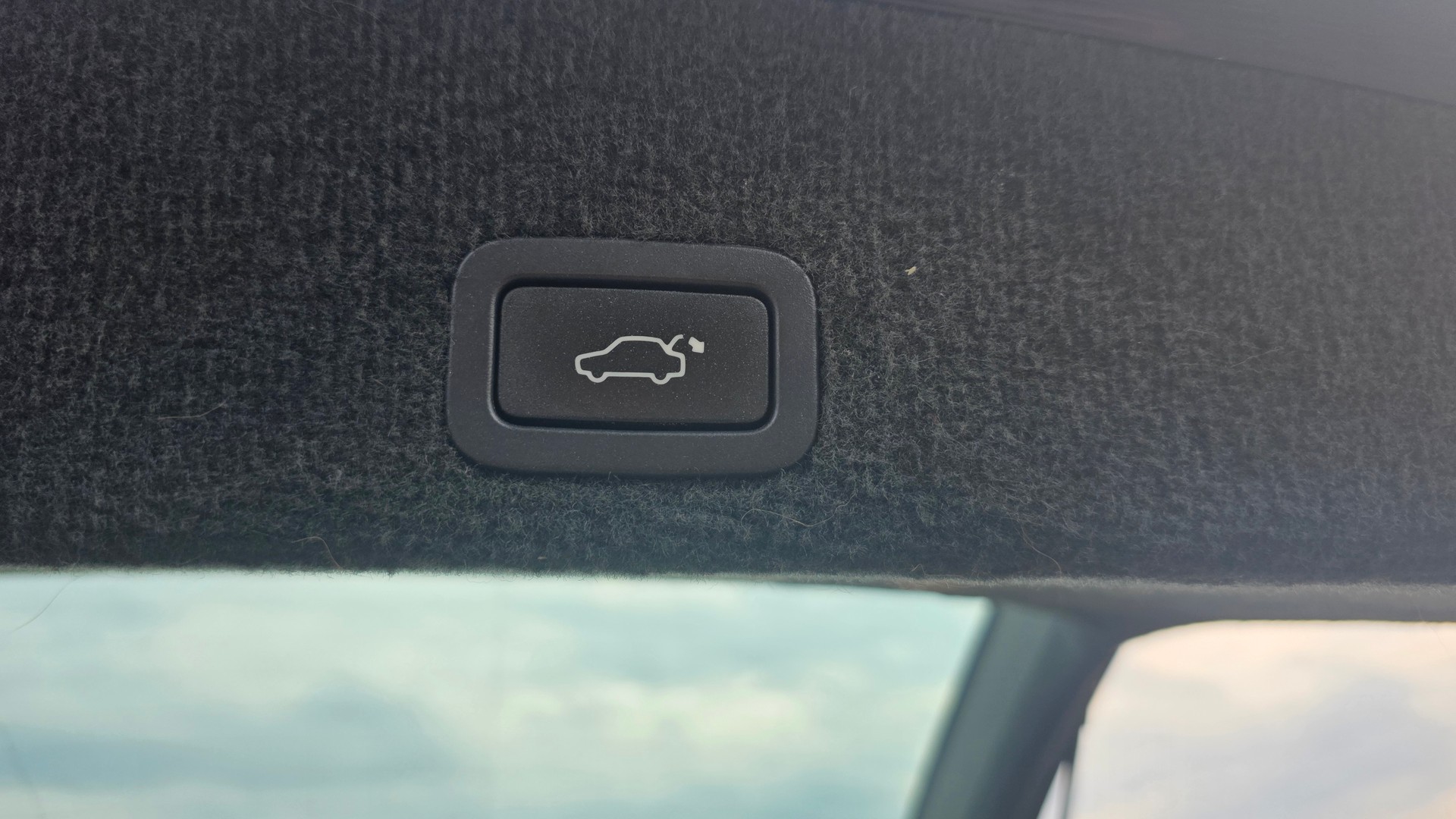 VOLVO XC60 D5 AWD Summum Geartronic-image-13