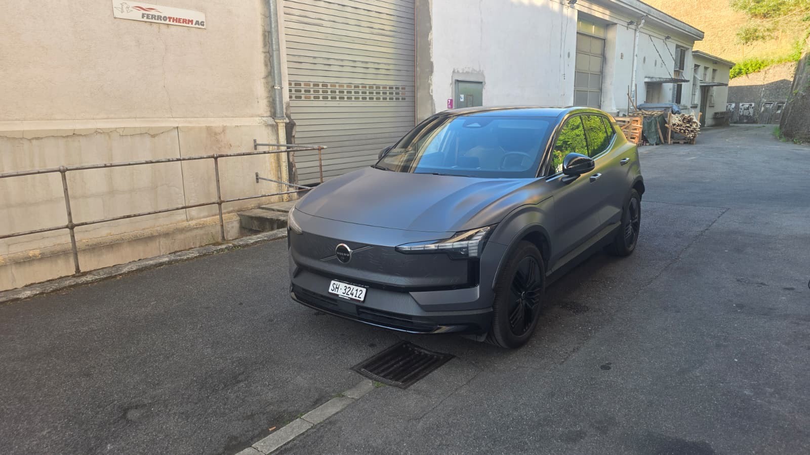 VOLVO E60 Twin Performance AWD-image-0
