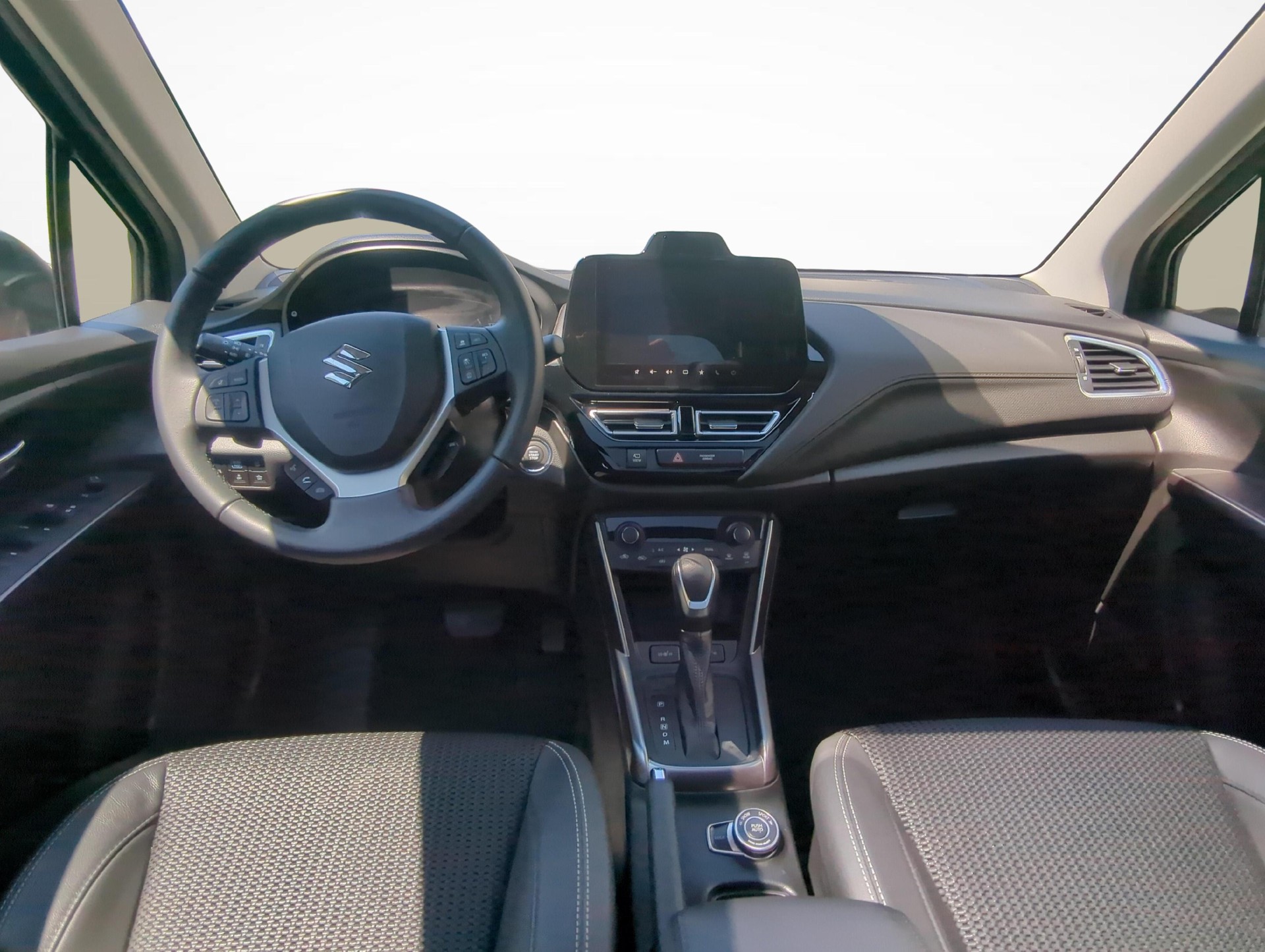 SUZUKI S-Cross 1.5 Compact Top Hybrid 4x4-image-8