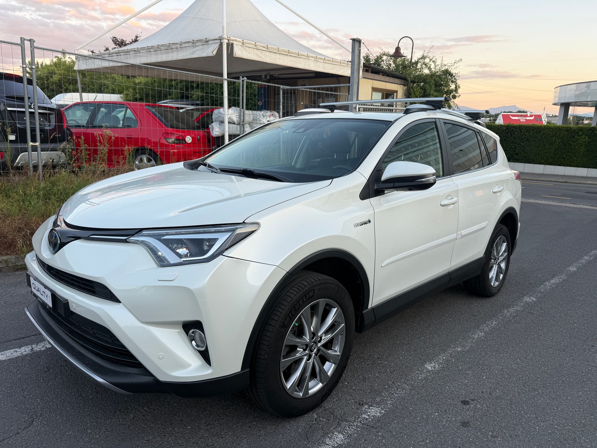 TOYOTA RAV-4 2.5 HSD Sol e-CVT-image-2