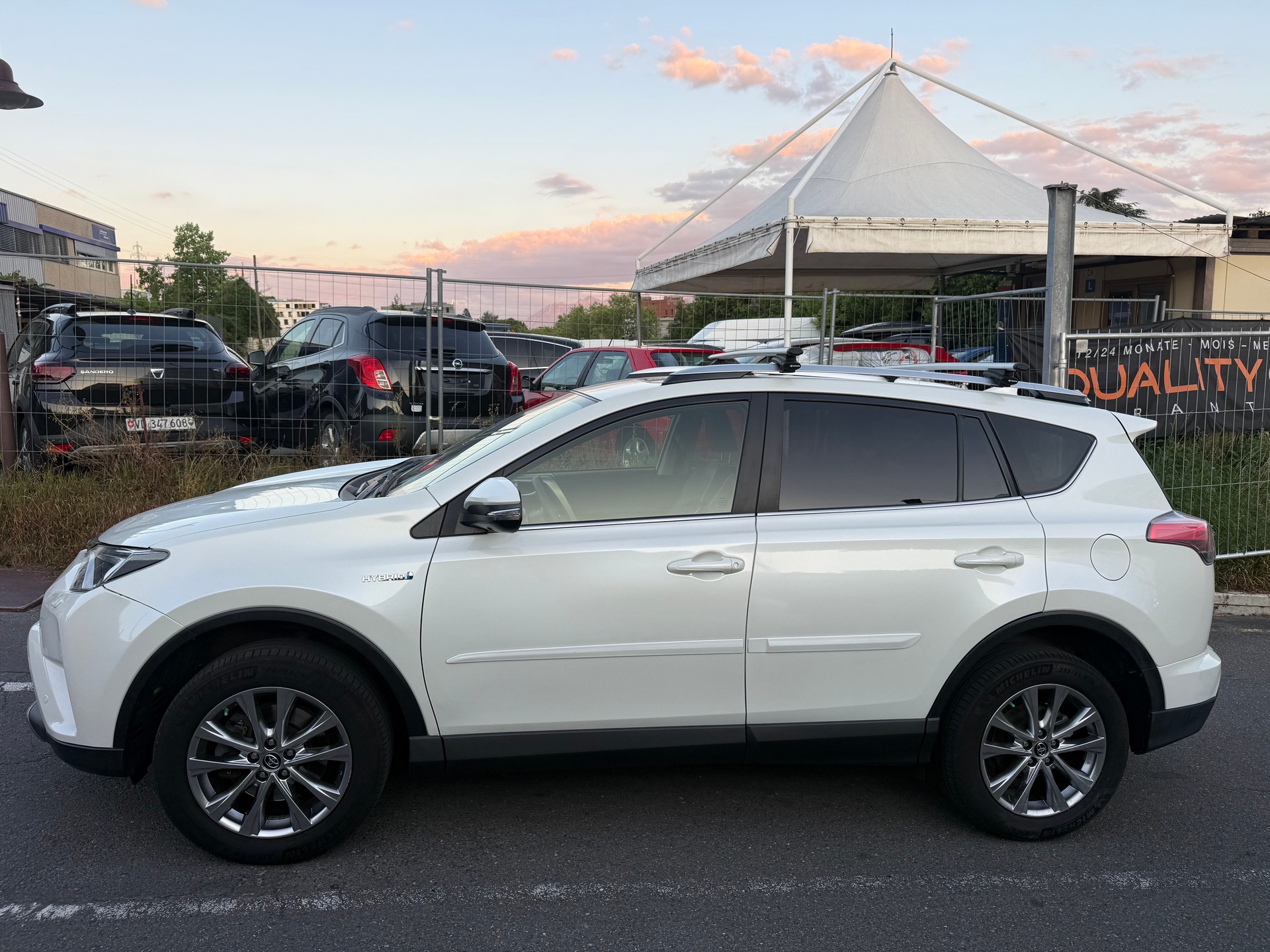 TOYOTA RAV-4 2.5 HSD Sol e-CVT-image-3
