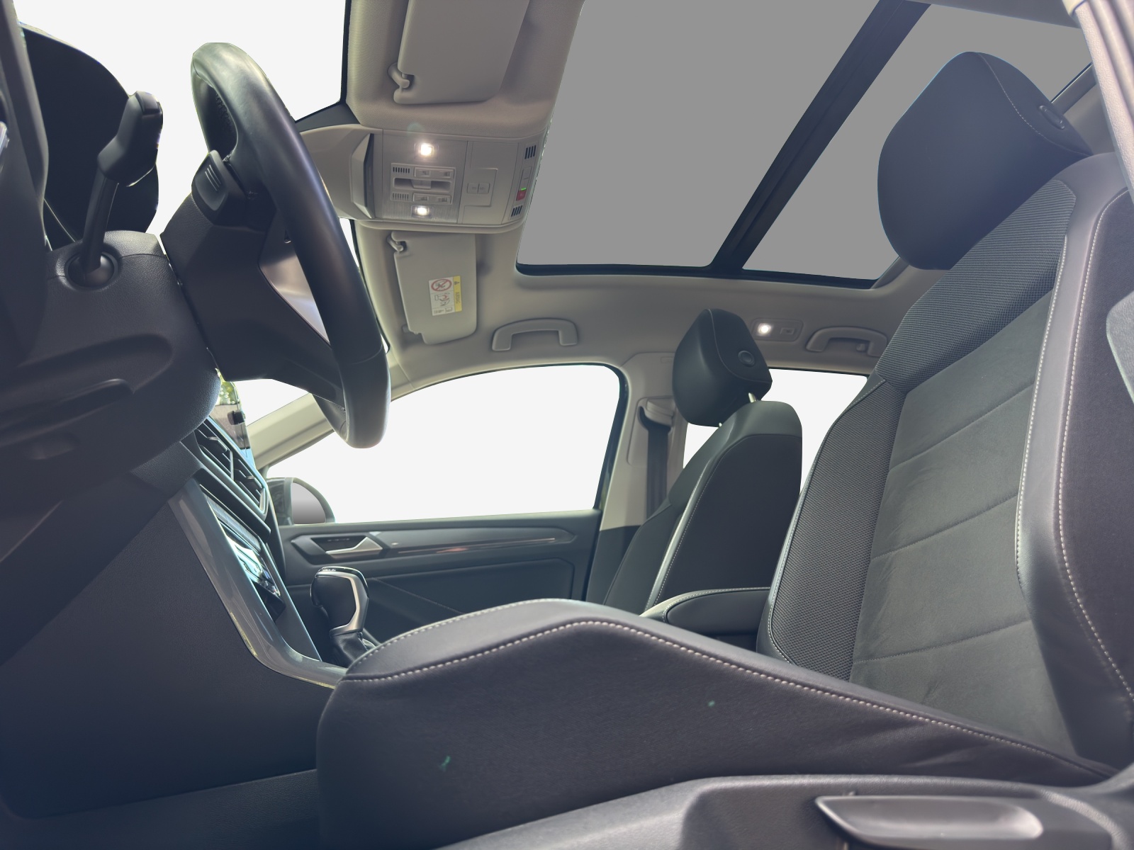 VW T-Roc 2.0 TSI Style DSG 4Motion-image-14