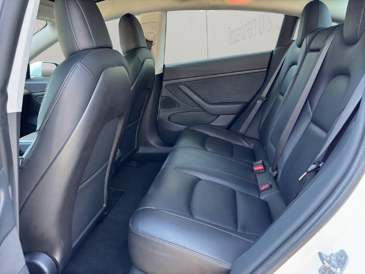 TESLA Model 3 Long Range Dual Motor-image-8