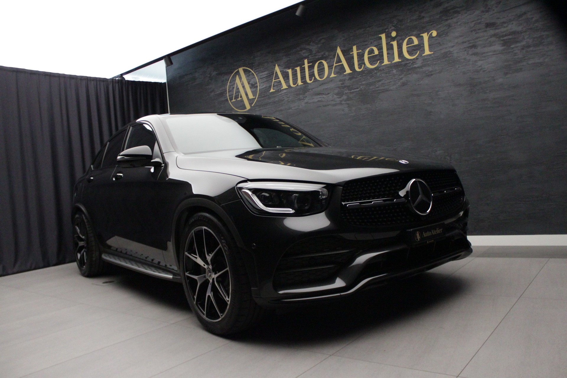 MERCEDES-BENZ GLC Coupé 300 AMG Line 4Matic 9G-Tronic-image-0