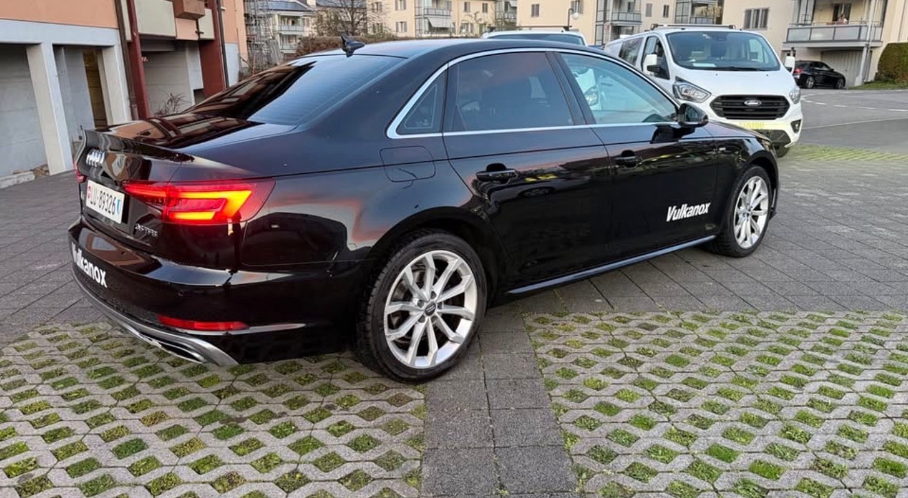 AUDI 2.0 35 TFSI Sport S-Tronic-image-1