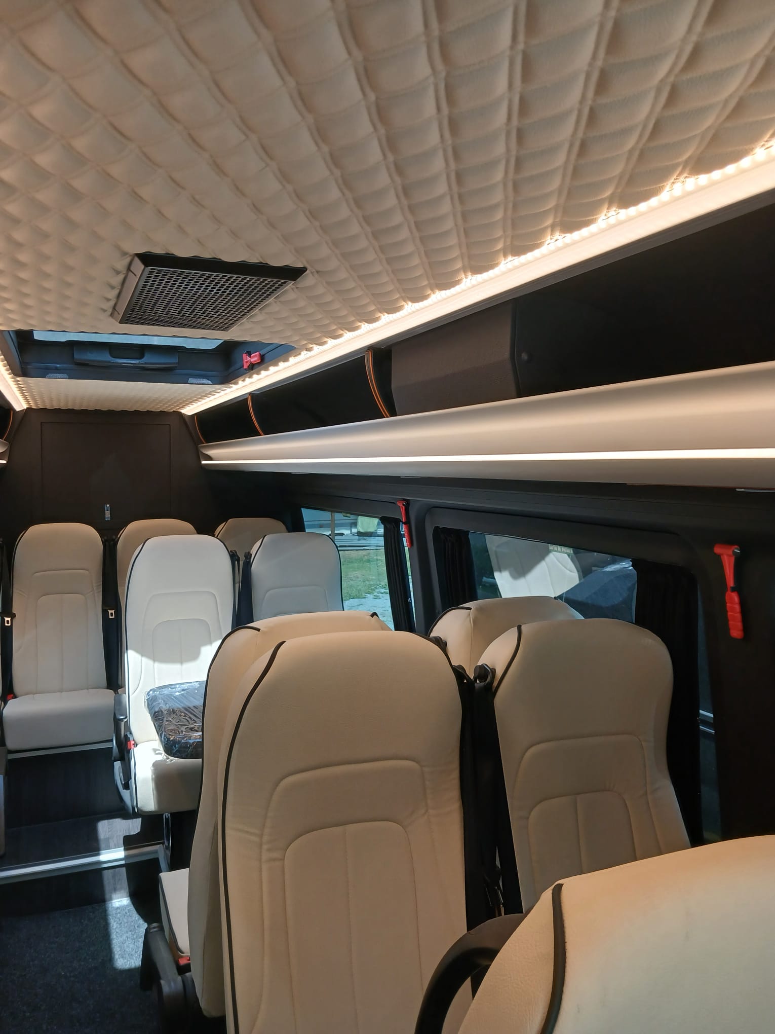 MERCEDES-BENZ 519 Sprinter 15+1+1-image-7