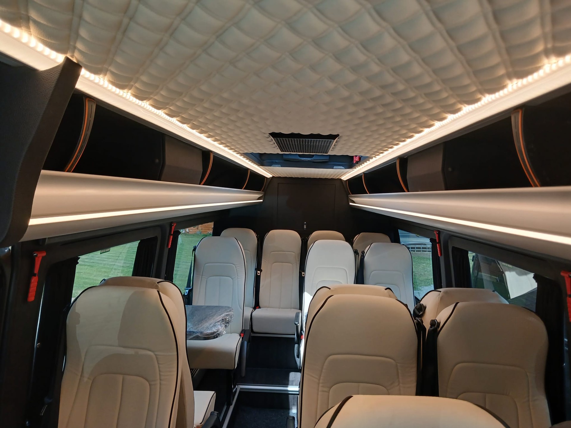 MERCEDES-BENZ 519 Sprinter 15+1+1-image-2