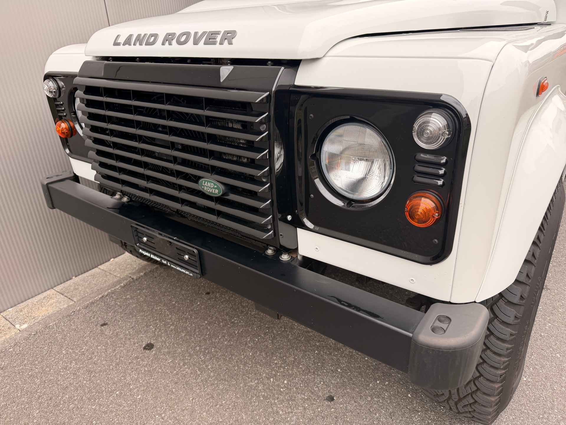 LAND ROVER Defender 110 TD4 *LXV Edition*-image-17