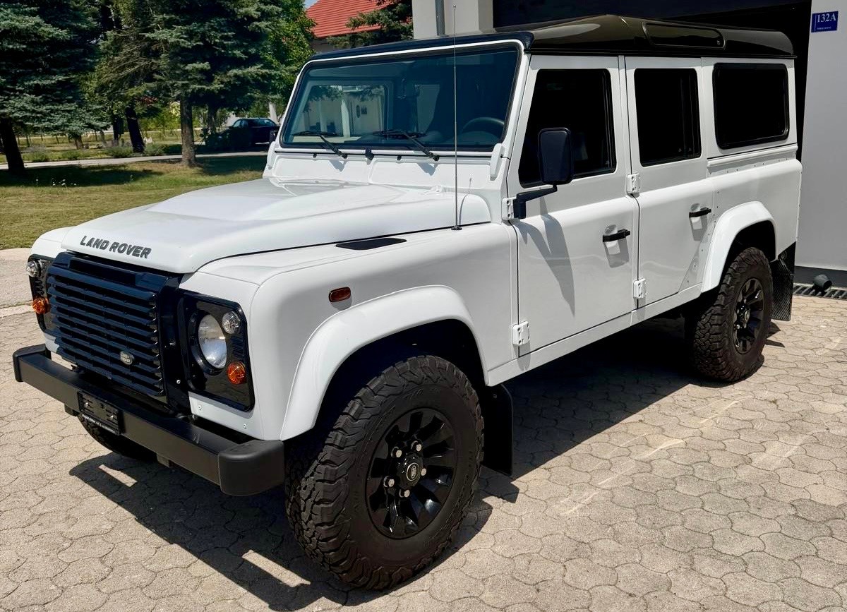 LAND ROVER Defender 110 TD4 *LXV Edition*-image-0