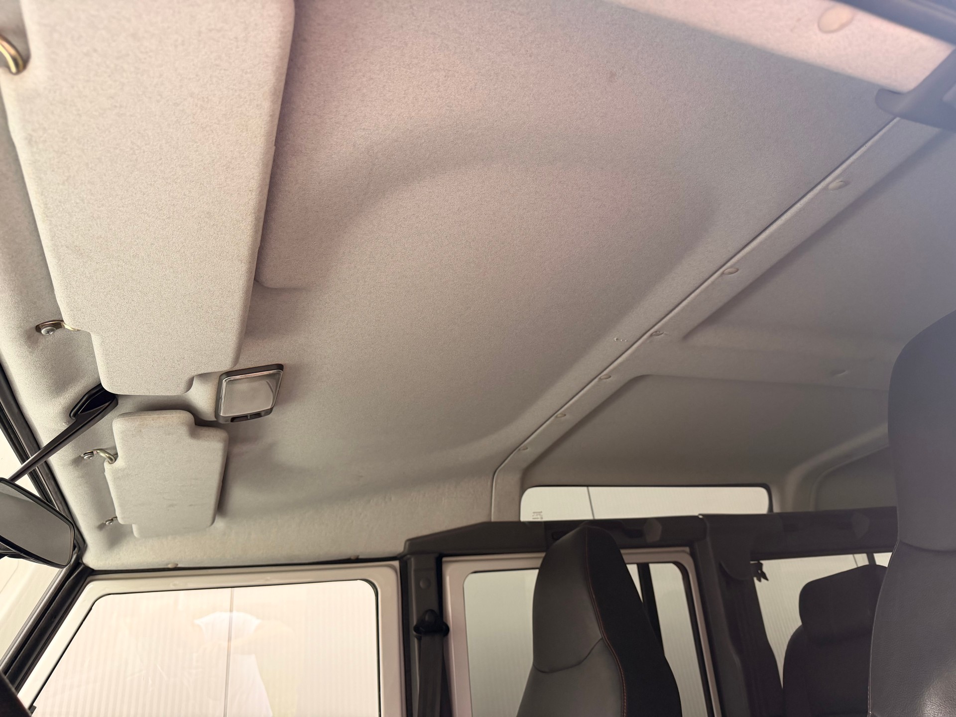 LAND ROVER Defender 110 TD4 *LXV Edition*-image-11