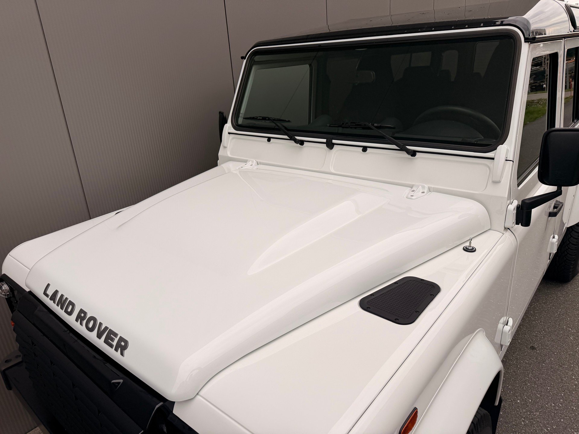 LAND ROVER Defender 110 TD4 *LXV Edition*-image-18