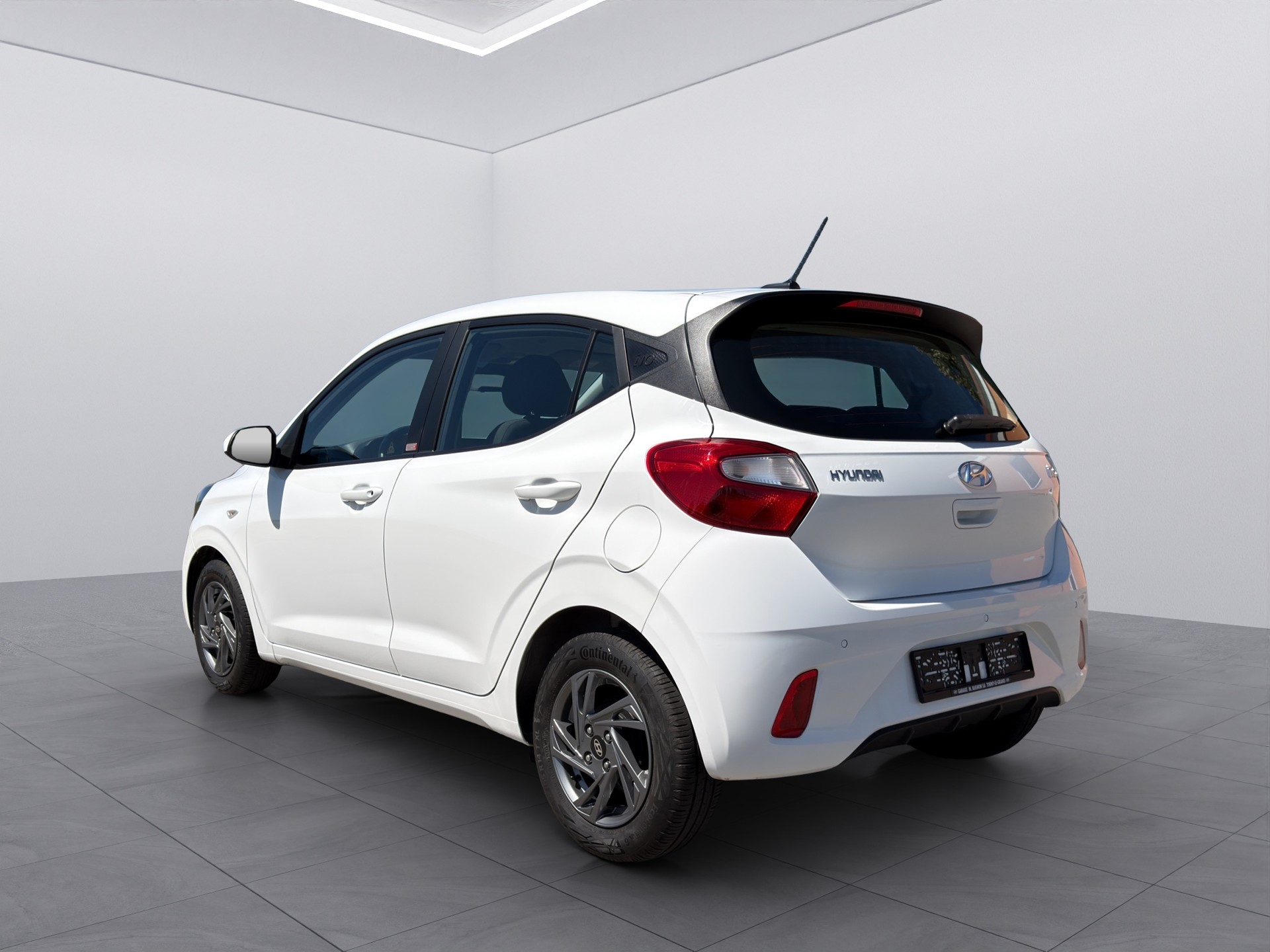 HYUNDAI i10 1.0 Origo Automat-image-2