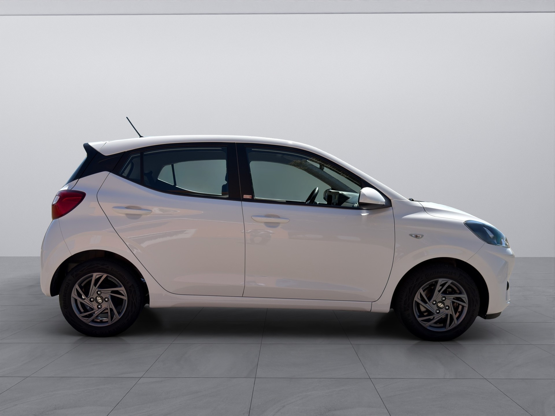 HYUNDAI i10 1.0 Origo Automat-image-5