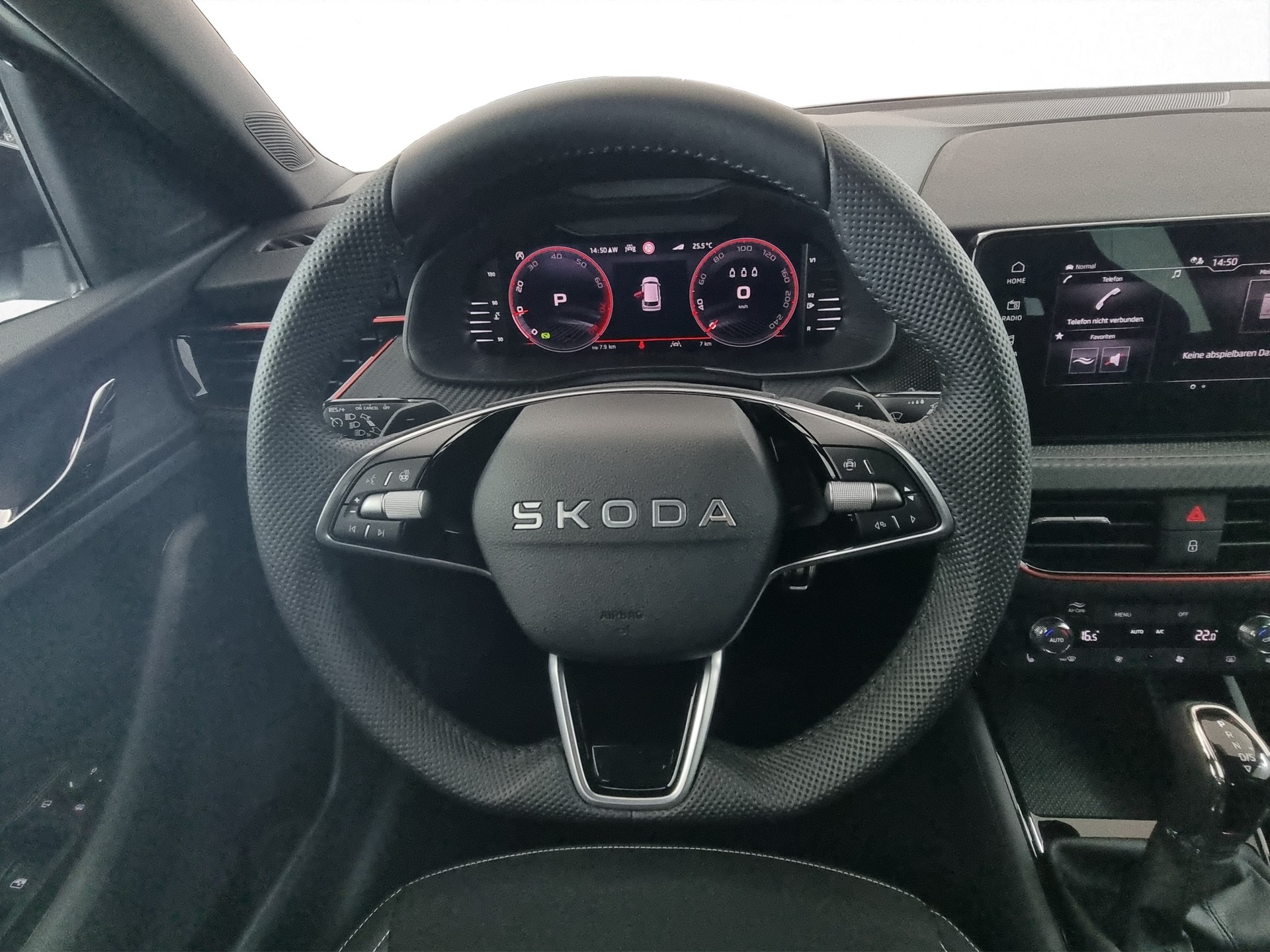 SKODA Kamiq 1.5 TSI Monte Carlo DSG-image-8