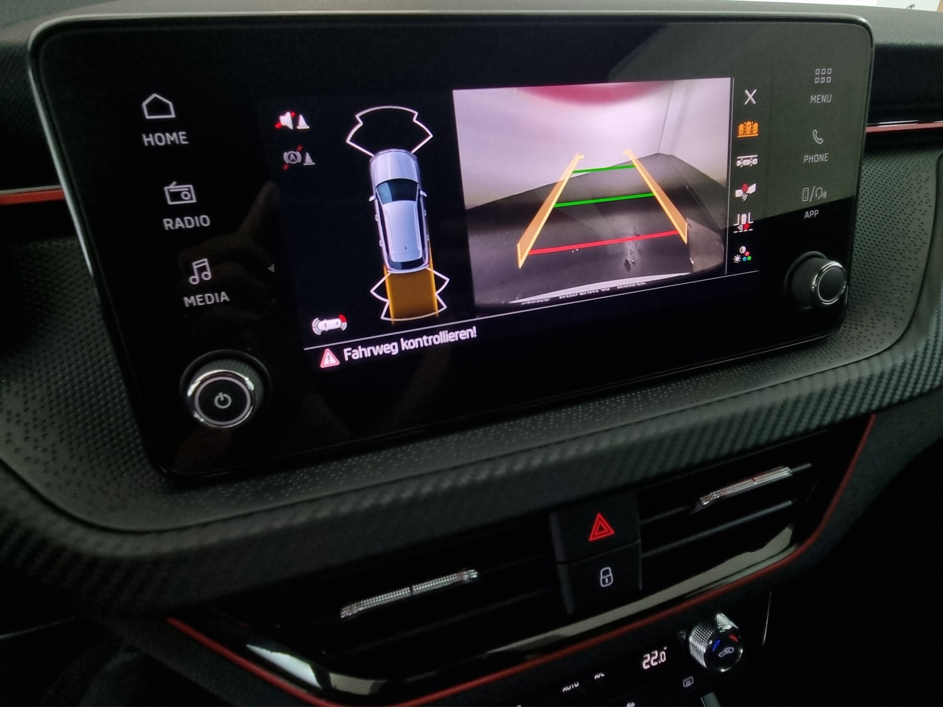 SKODA Kamiq 1.5 TSI Monte Carlo DSG-image-15