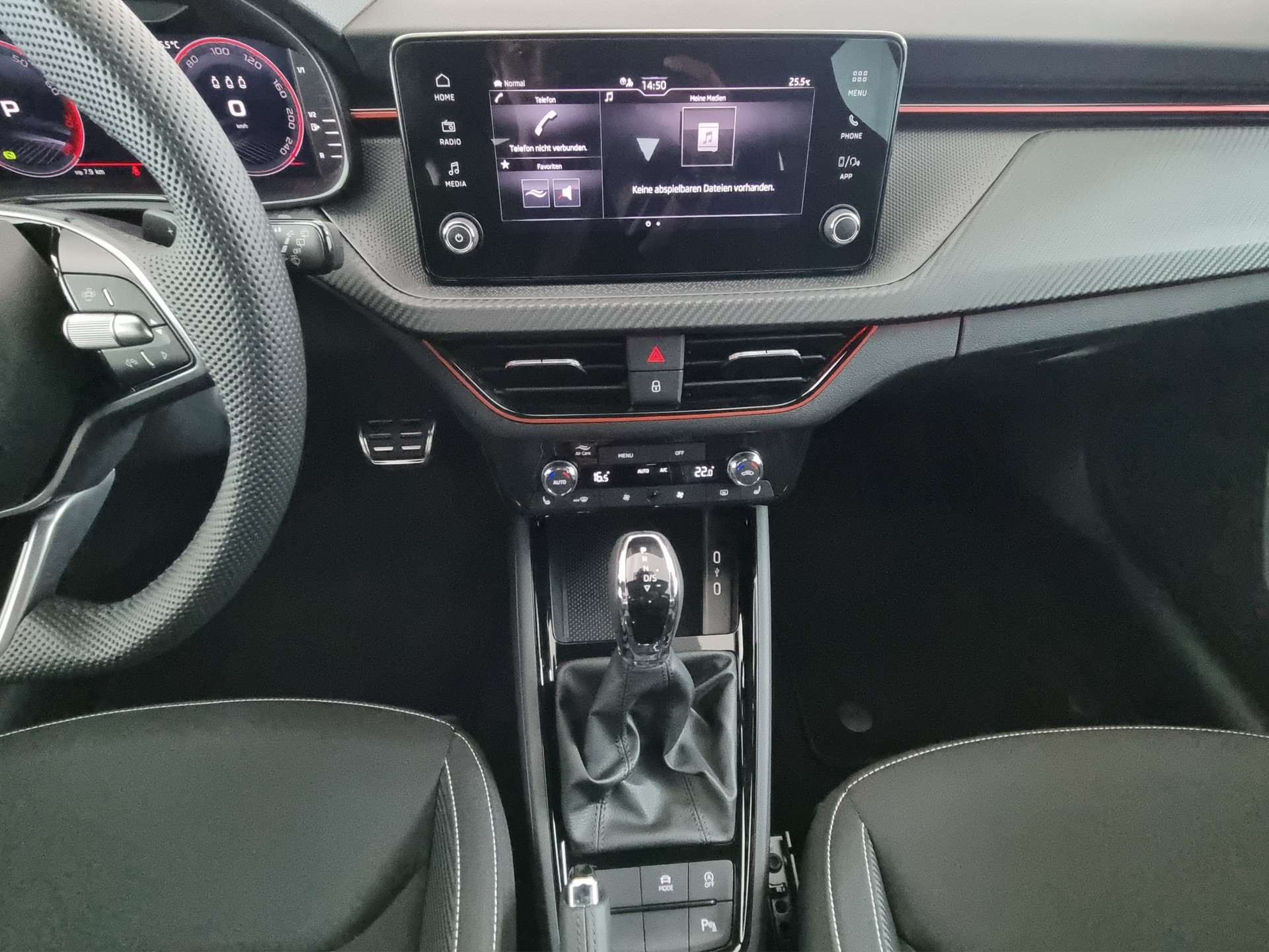 SKODA Kamiq 1.5 TSI Monte Carlo DSG-image-9