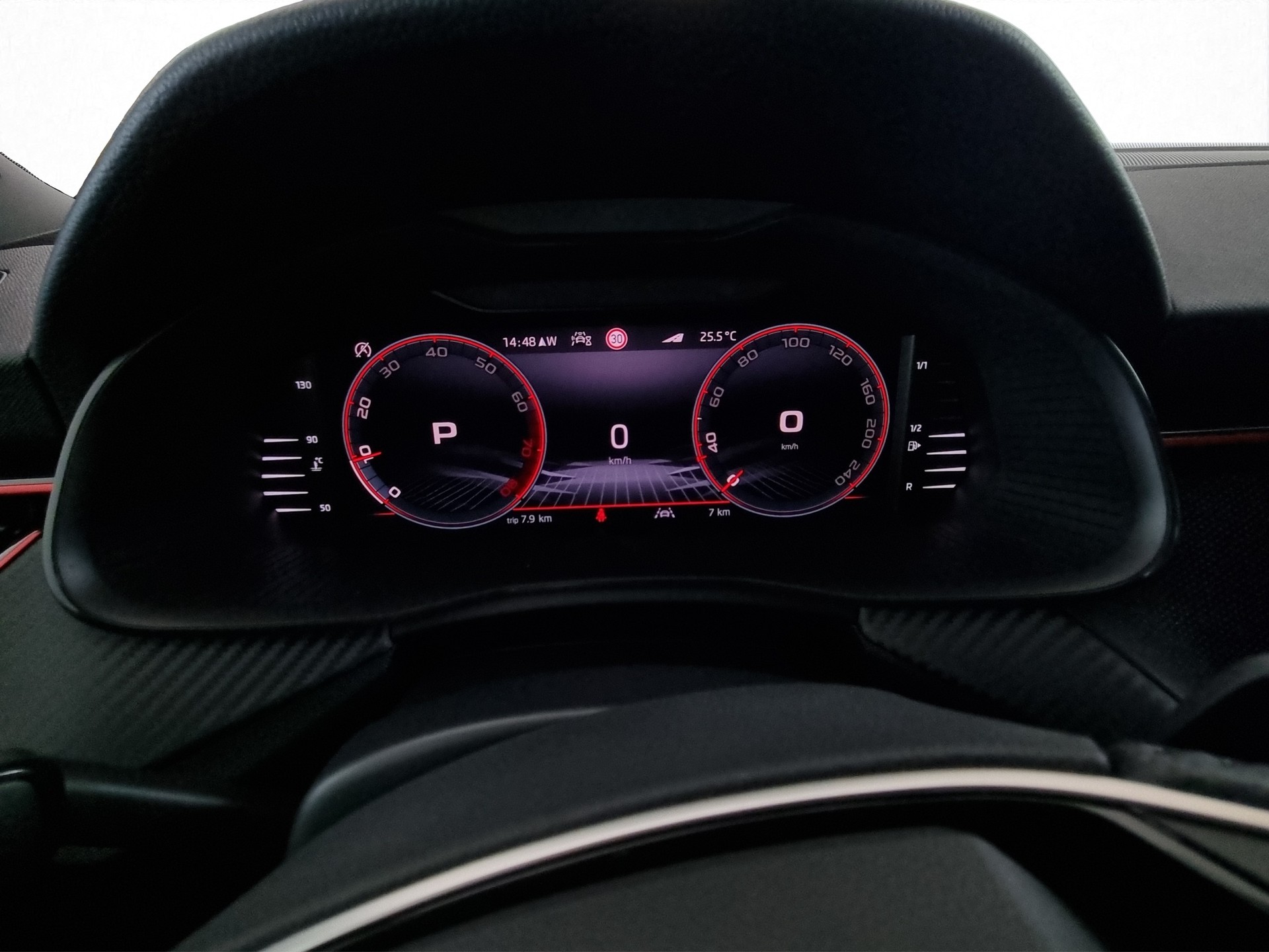 SKODA Kamiq 1.5 TSI Monte Carlo DSG-image-10