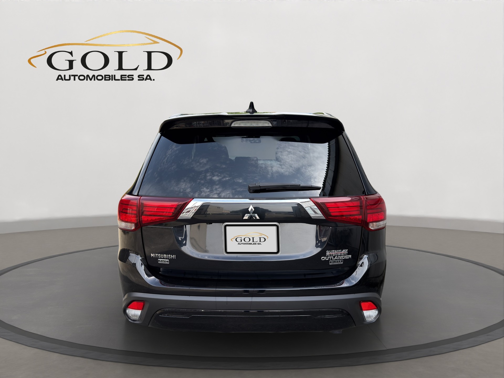 MITSUBISHI OUTLANDER-image-15
