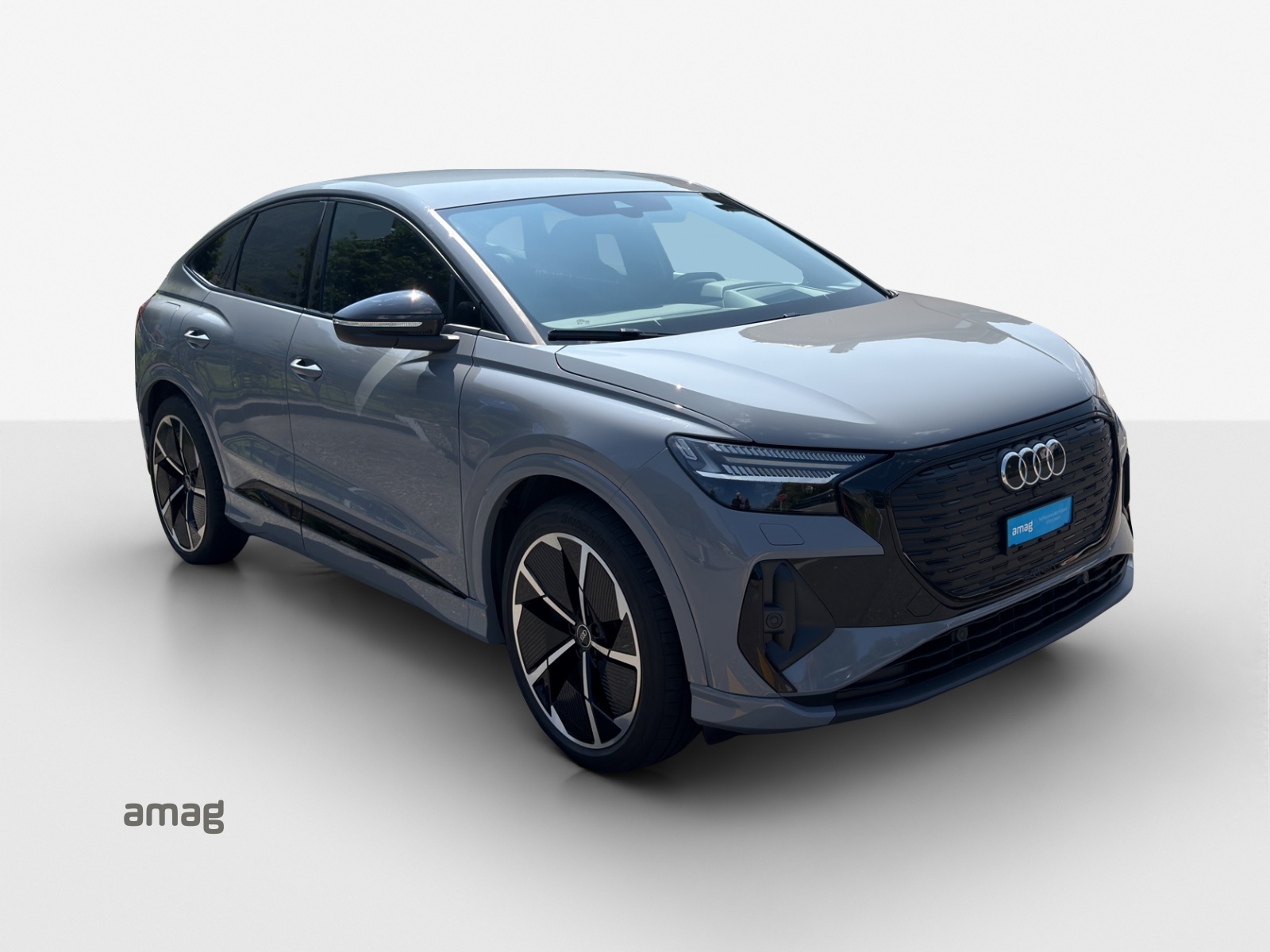 AUDI Q4 Sportback e-tron 50 quattro-image-6