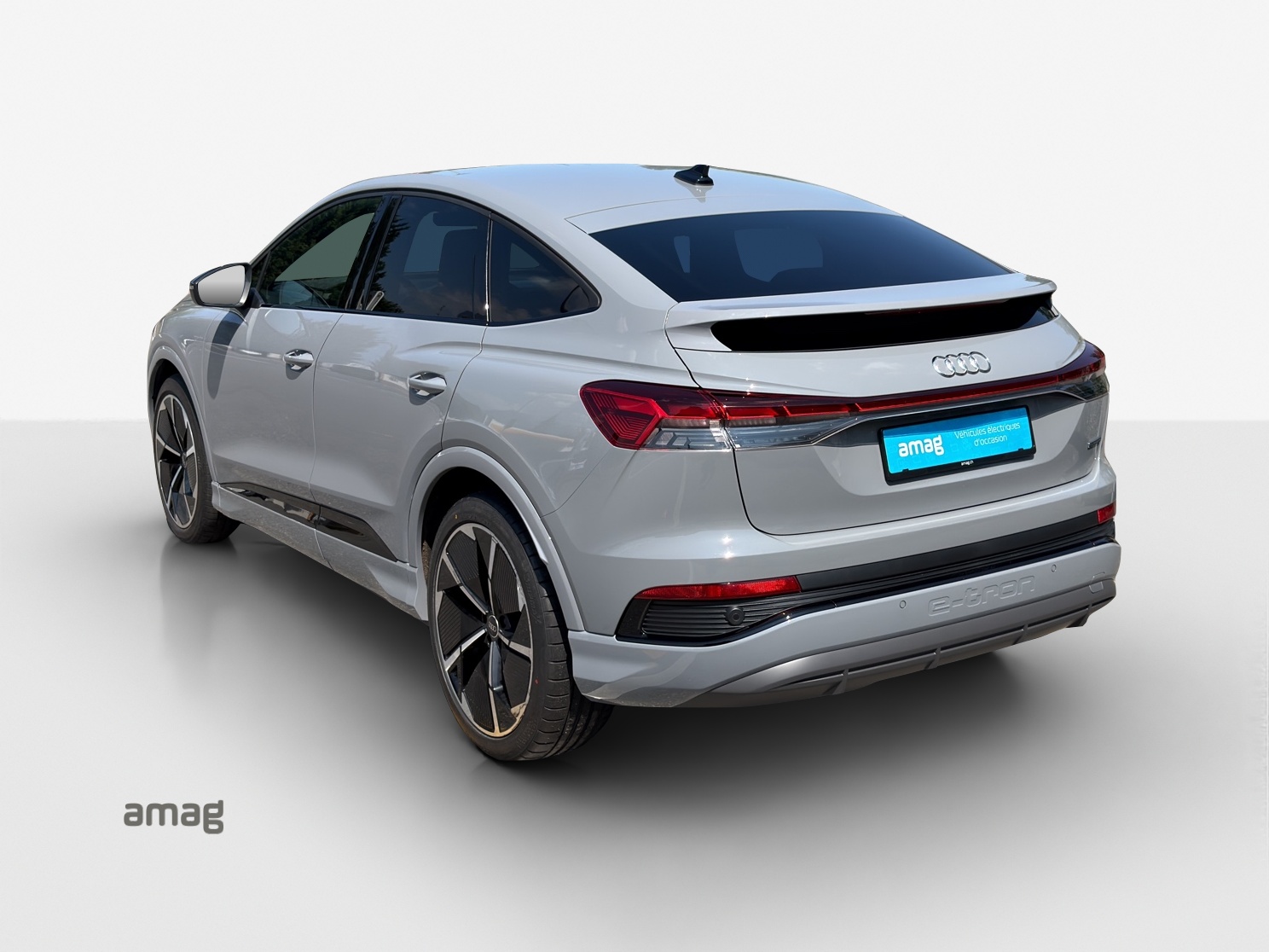 AUDI Q4 Sportback e-tron 50 quattro-image-2