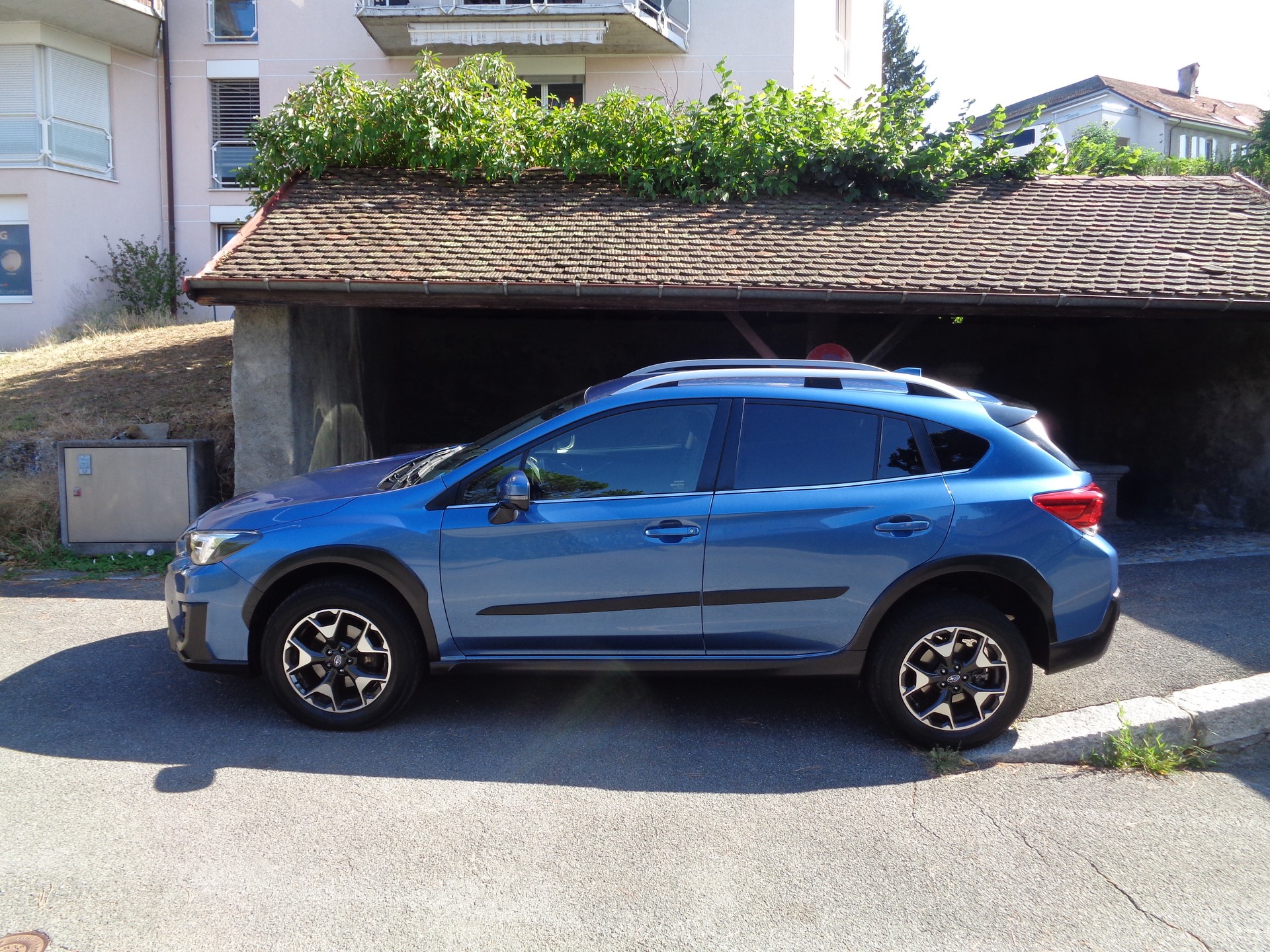 SUBARU XV 1.6 Swiss Plus AWD CVT-image-3
