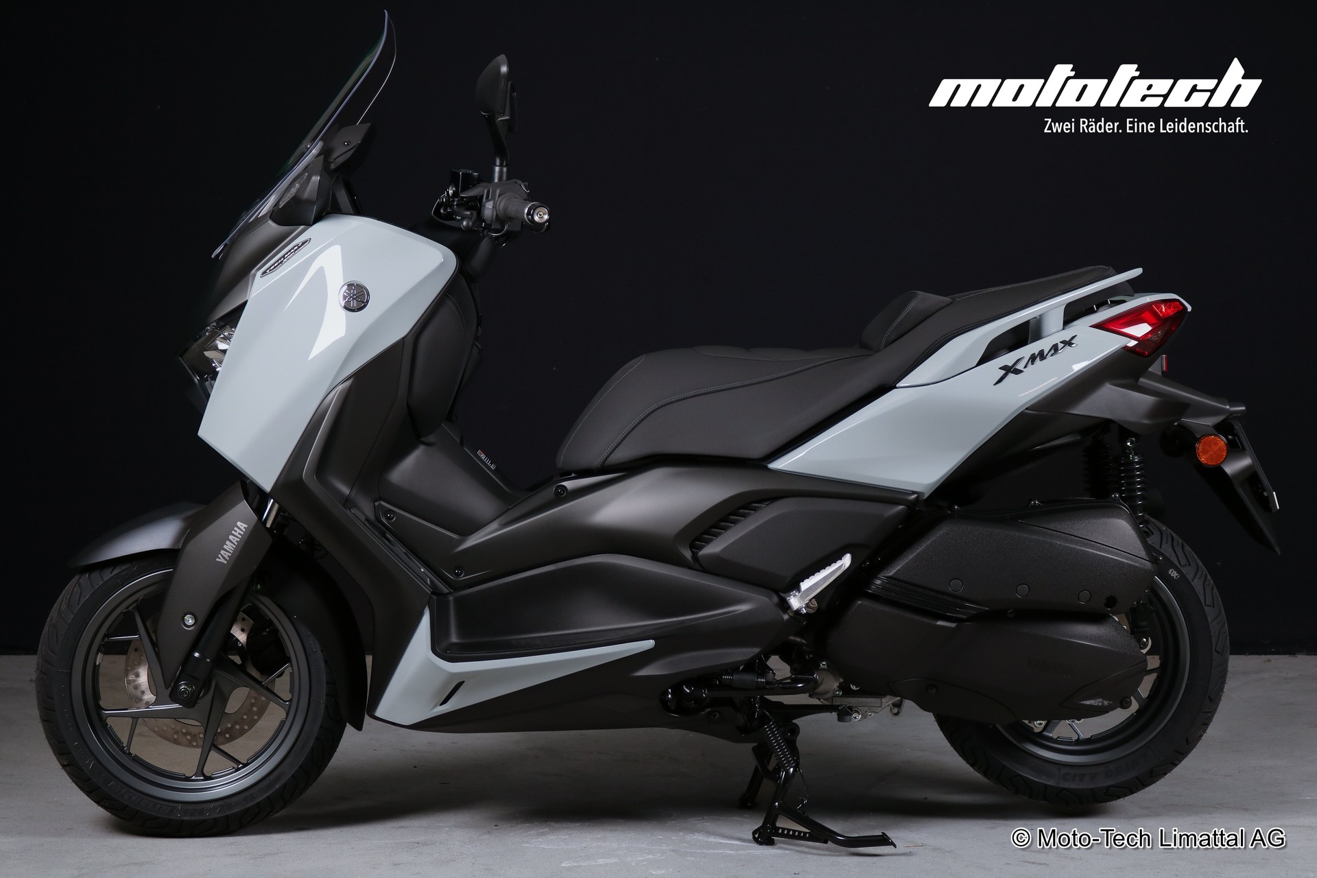 YAMAHA X-Max 300 Tech Max+-image-4
