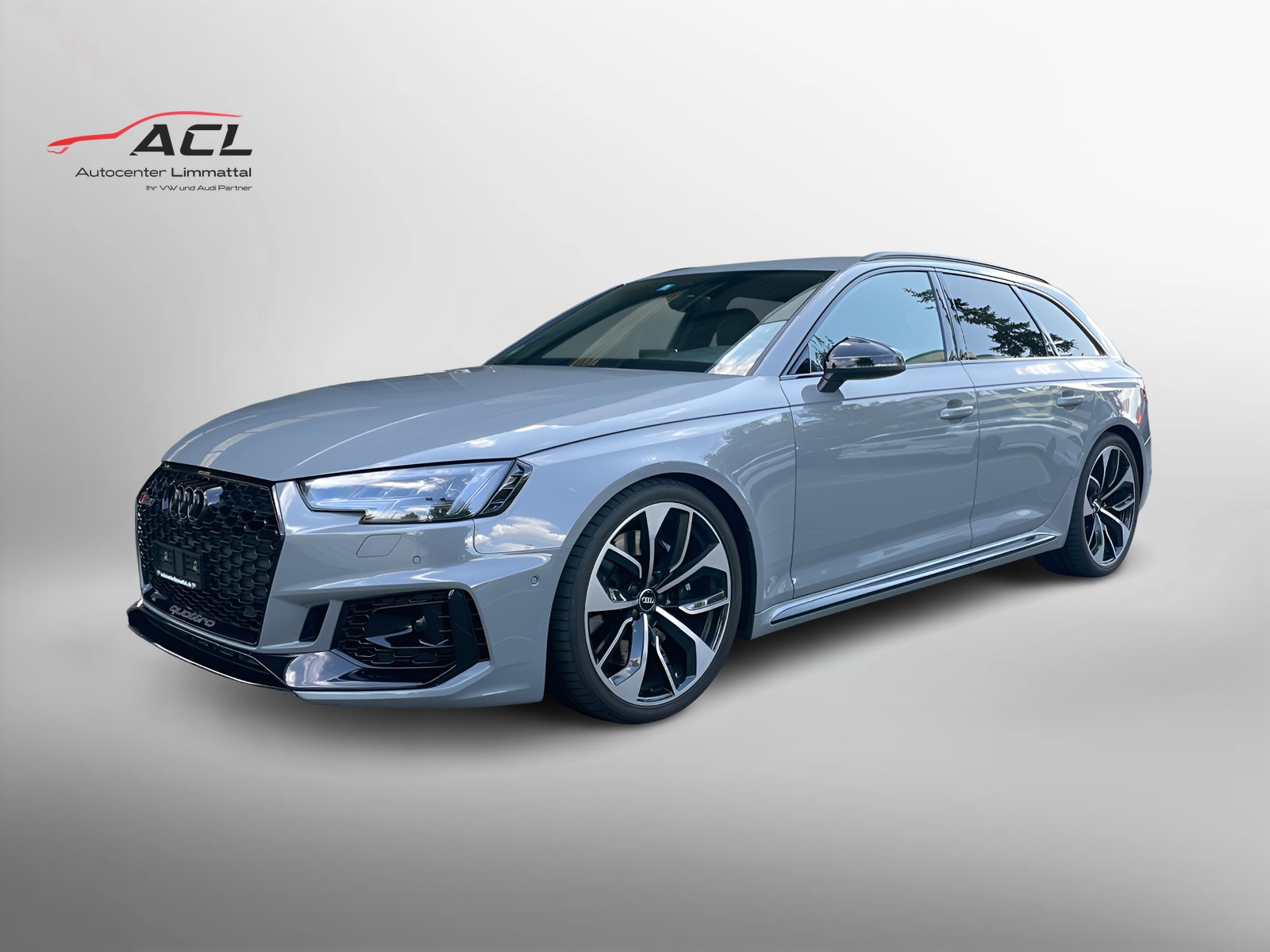 AUDI RS4 Avant 2.9 TFSI quattro tiptronic-image-0