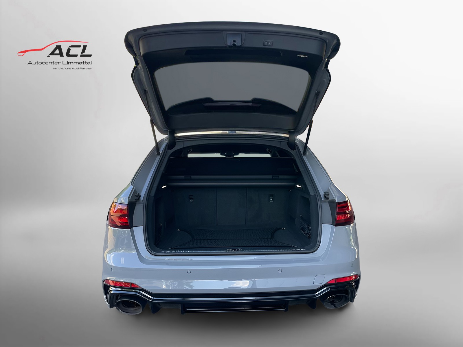 AUDI RS4 Avant 2.9 TFSI quattro tiptronic-image-10