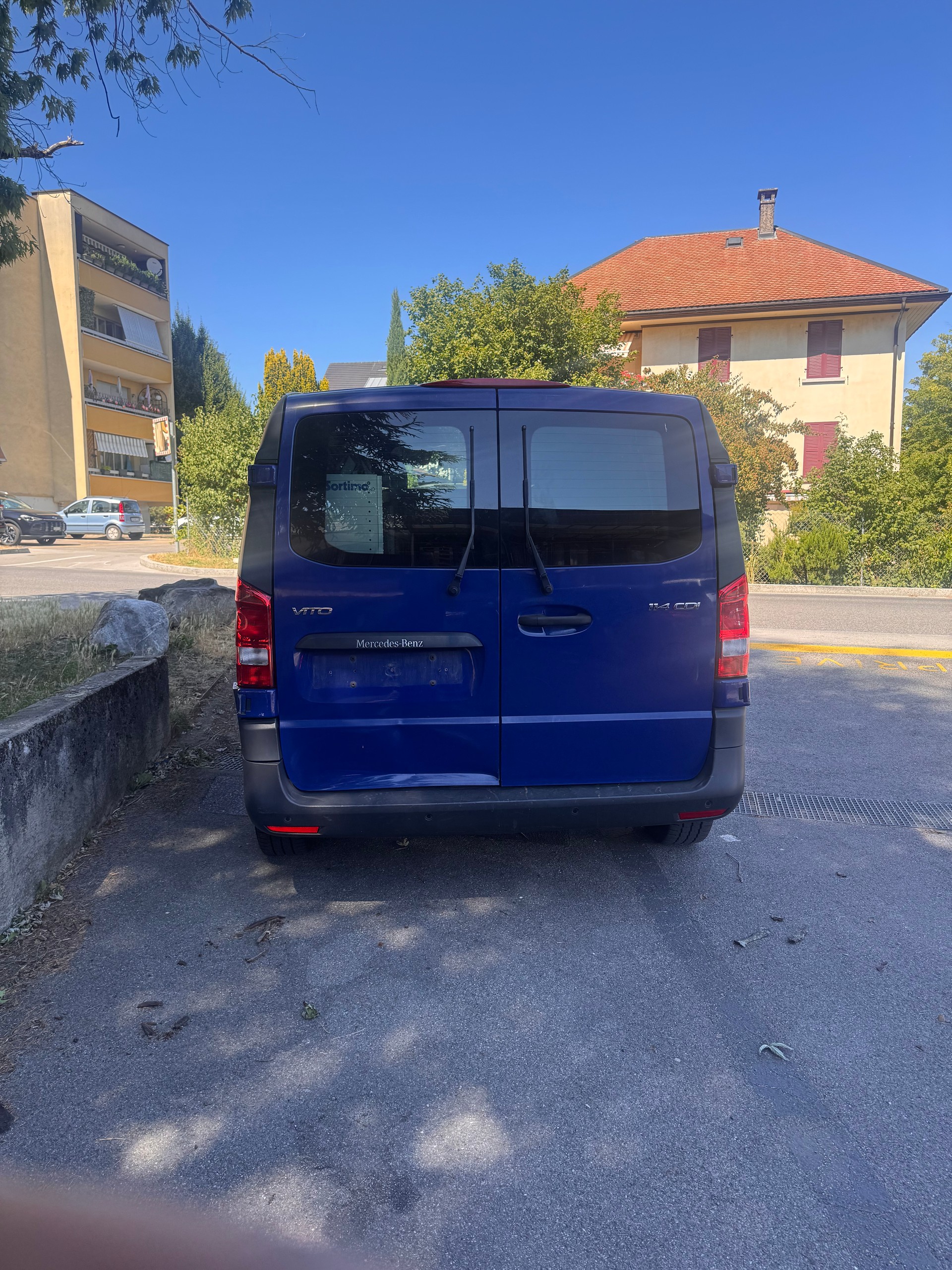 MERCEDES-BENZ WDF44760113063349-image-1