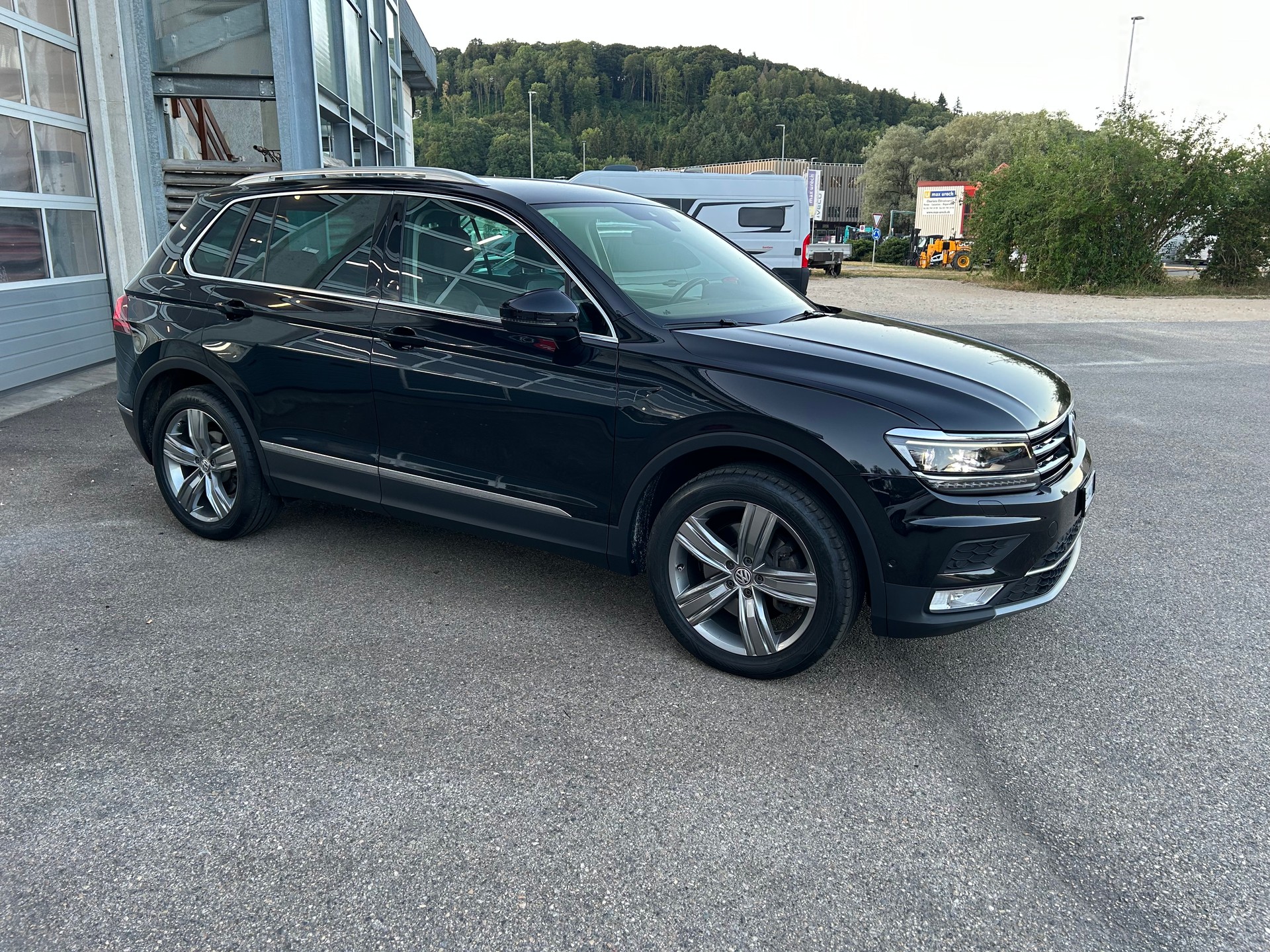 VW Tiguan 2.0TSI Highline 4Motion DSG-image-6