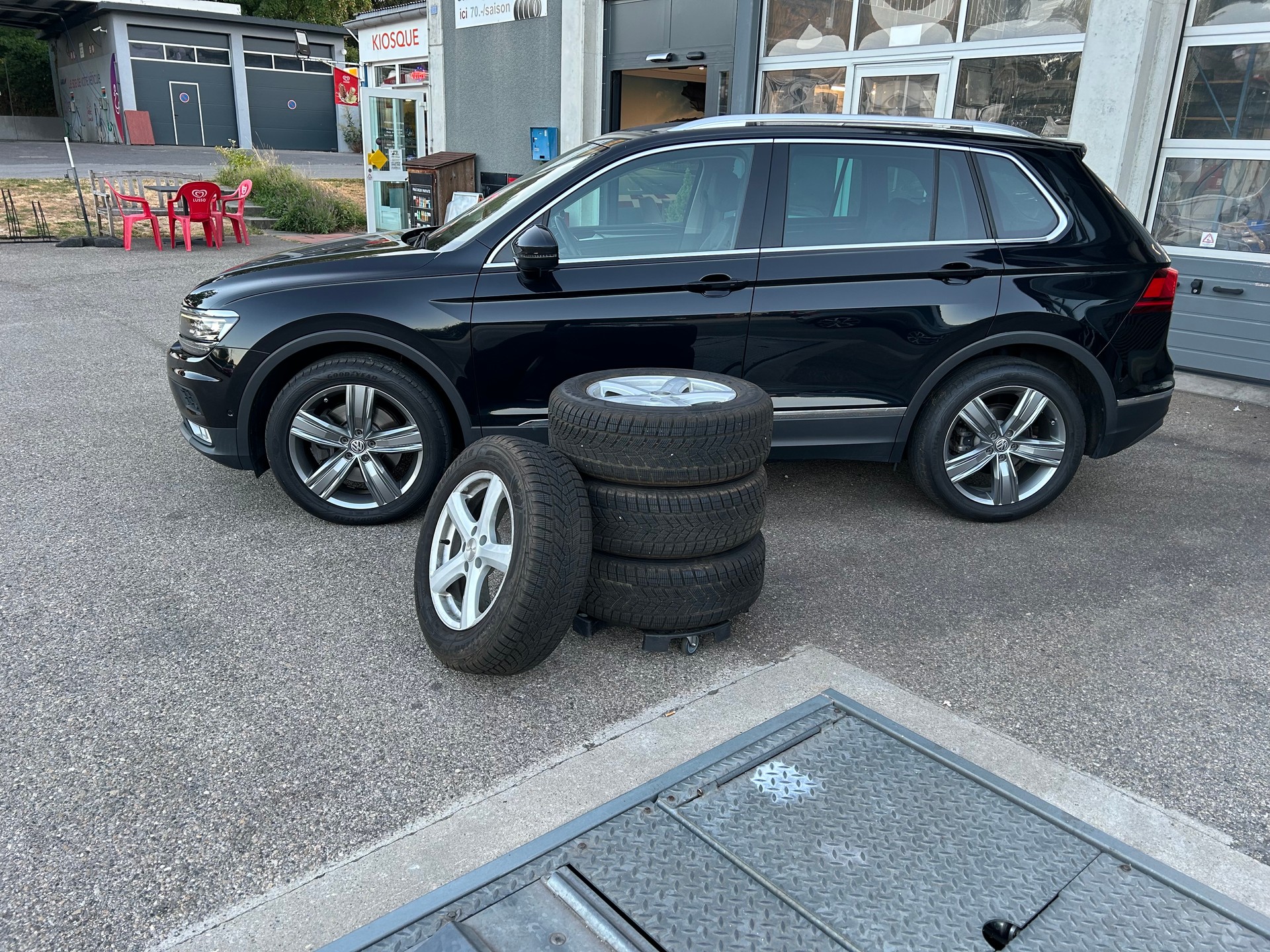 VW Tiguan 2.0TSI Highline 4Motion DSG-image-1