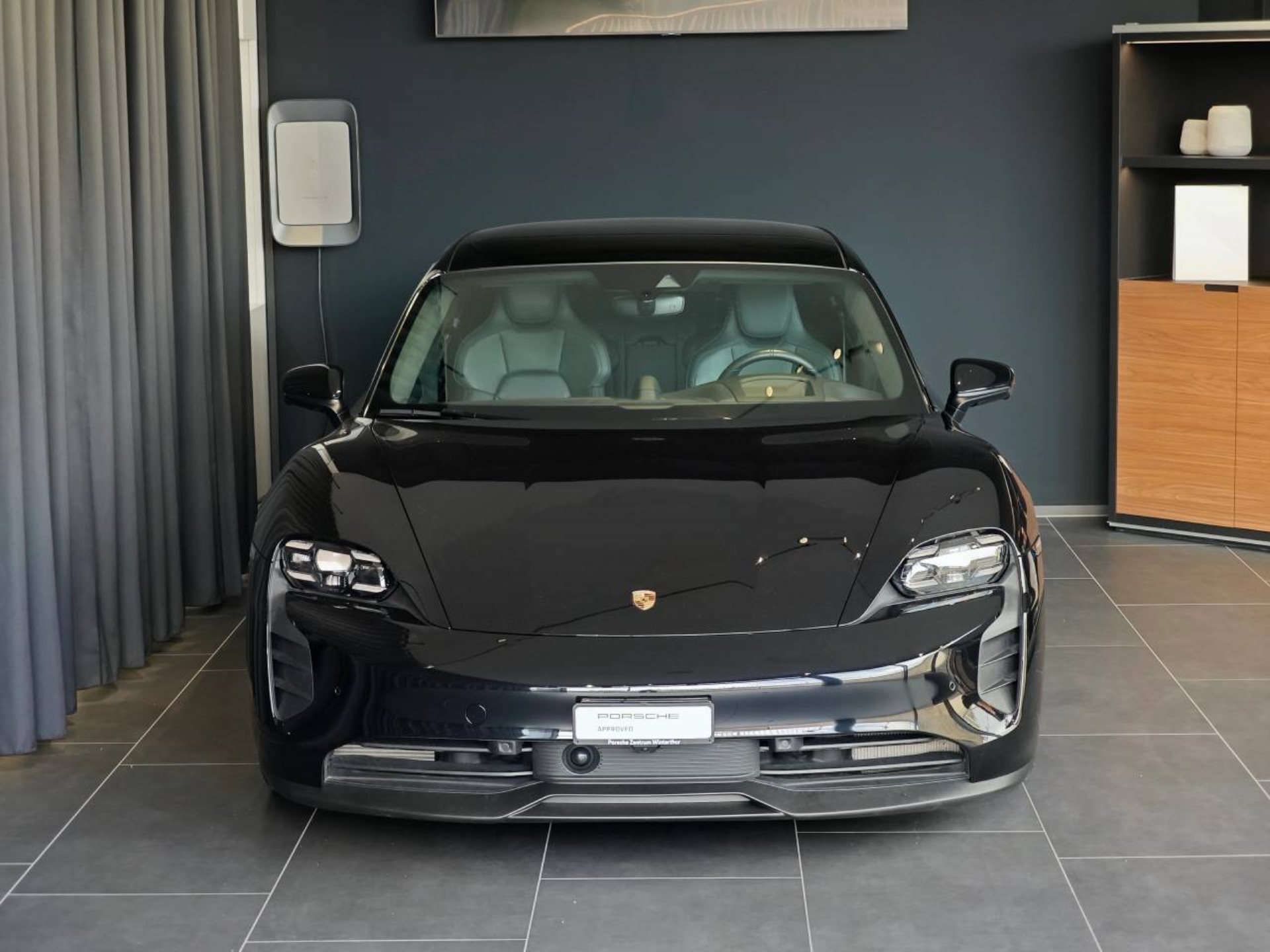 PORSCHE Taycan GTS Sport Turismo-image-28