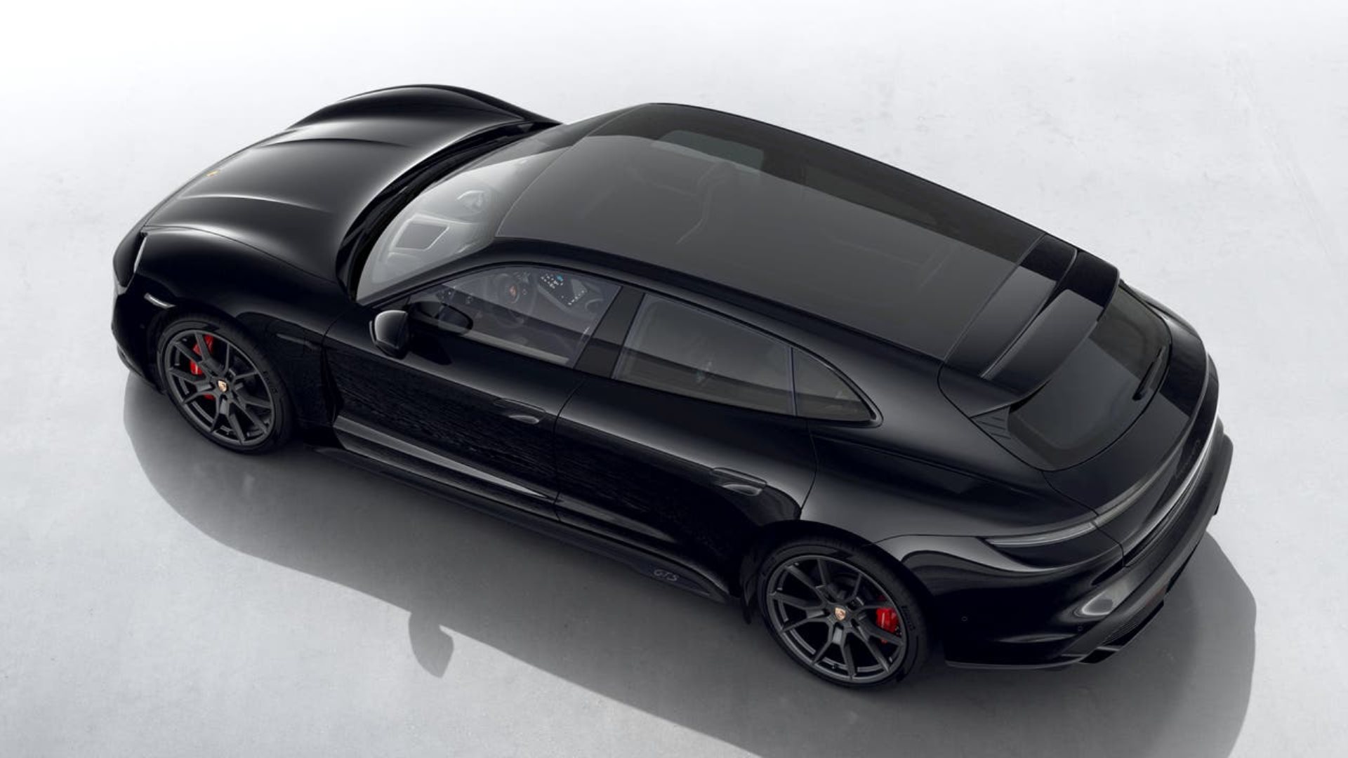 PORSCHE Taycan GTS Sport Turismo-showroom-element-3